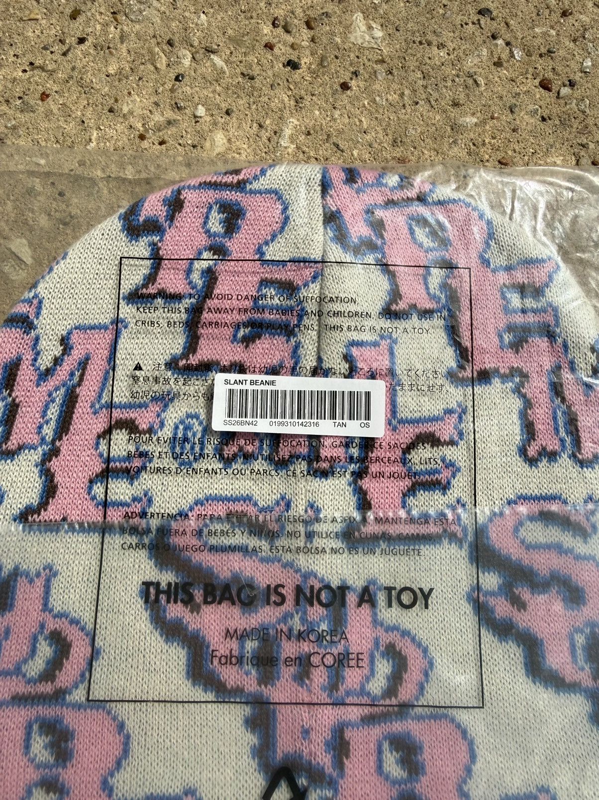 Supreme Supreme SS26 Gothic Slant Beanie white / pink Size ONE SIZE - 4 Thumbnail