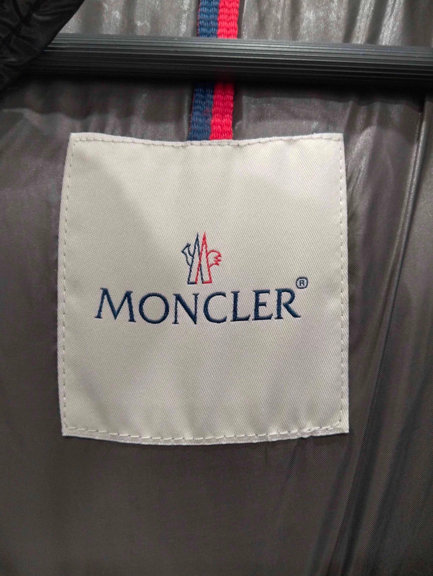 Moncler Moncler Maya Black Short Down Jacket 0 Size US XS / EU 42 / 0 - 4 Thumbnail