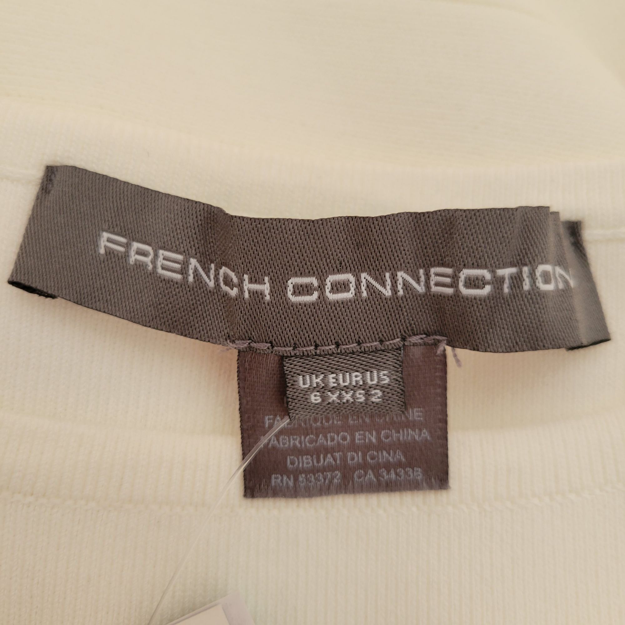 French Connection French Connection 2 Summer White Sleeveless Dress KAI CREPE Size XS / US 0-2 / IT 36-38 - 2 Thumbnail