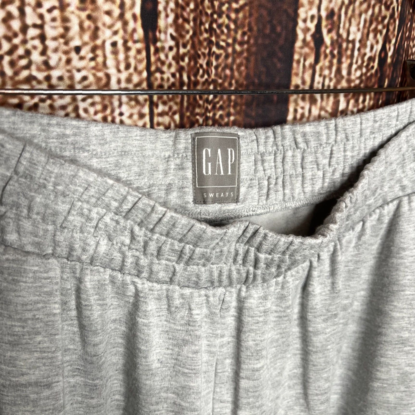 Gap GAP Velour Cargo Jogger Sweatpants Womens XL Black Stretch Size XL Velour Cargo Jogger Pants Size 40" / US 18 - 2 Thumbnail