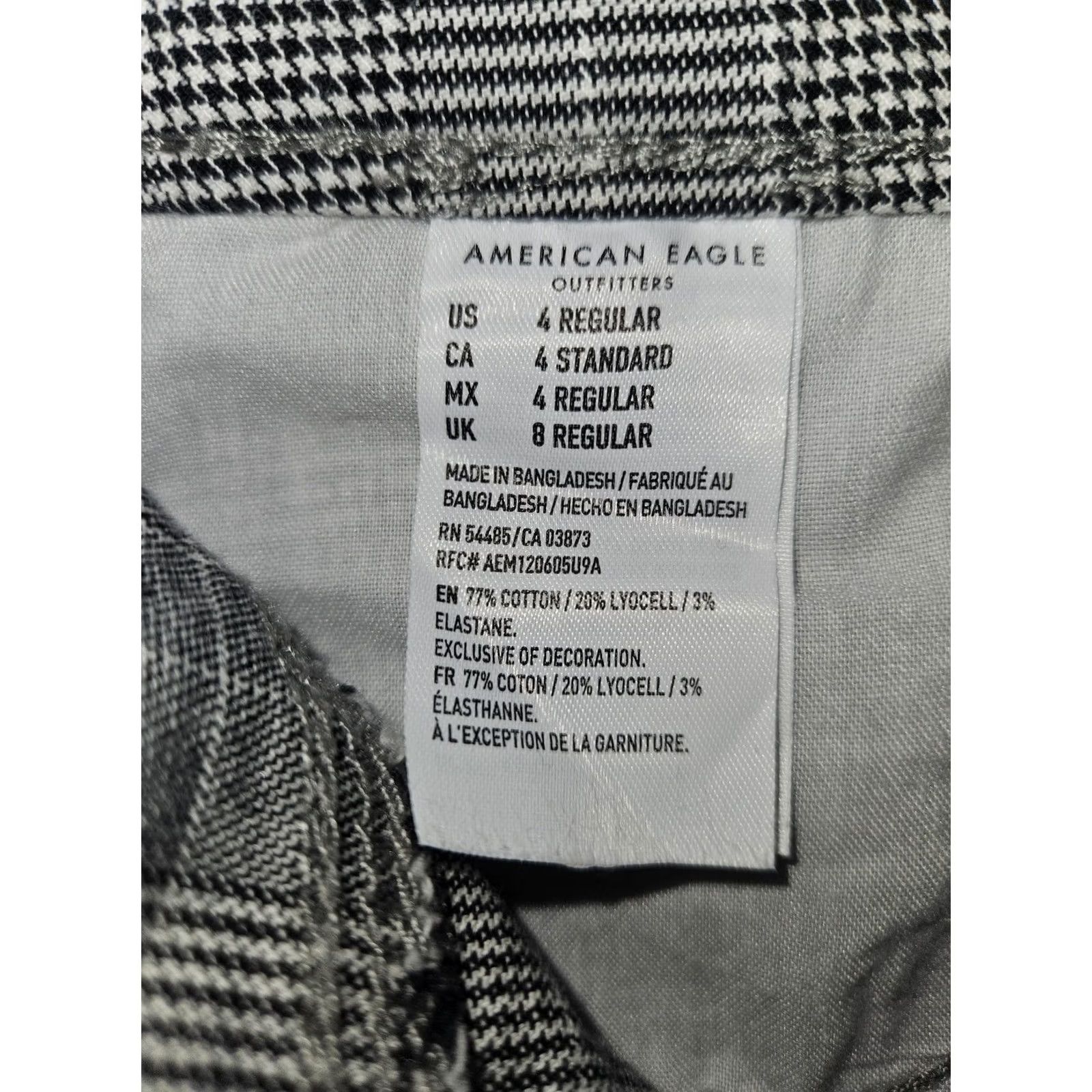 American Eagle Outfitters VINTAGE? No. American Eagle Outfitters Skirt Womens 4 Gray Plaid High Rise Mini Denim Stretch Shirt Womens 4 Gray Plaid High Rise Mini Jeans? Size 27" / US 4 / IT 40 - 8 Thumbnail
