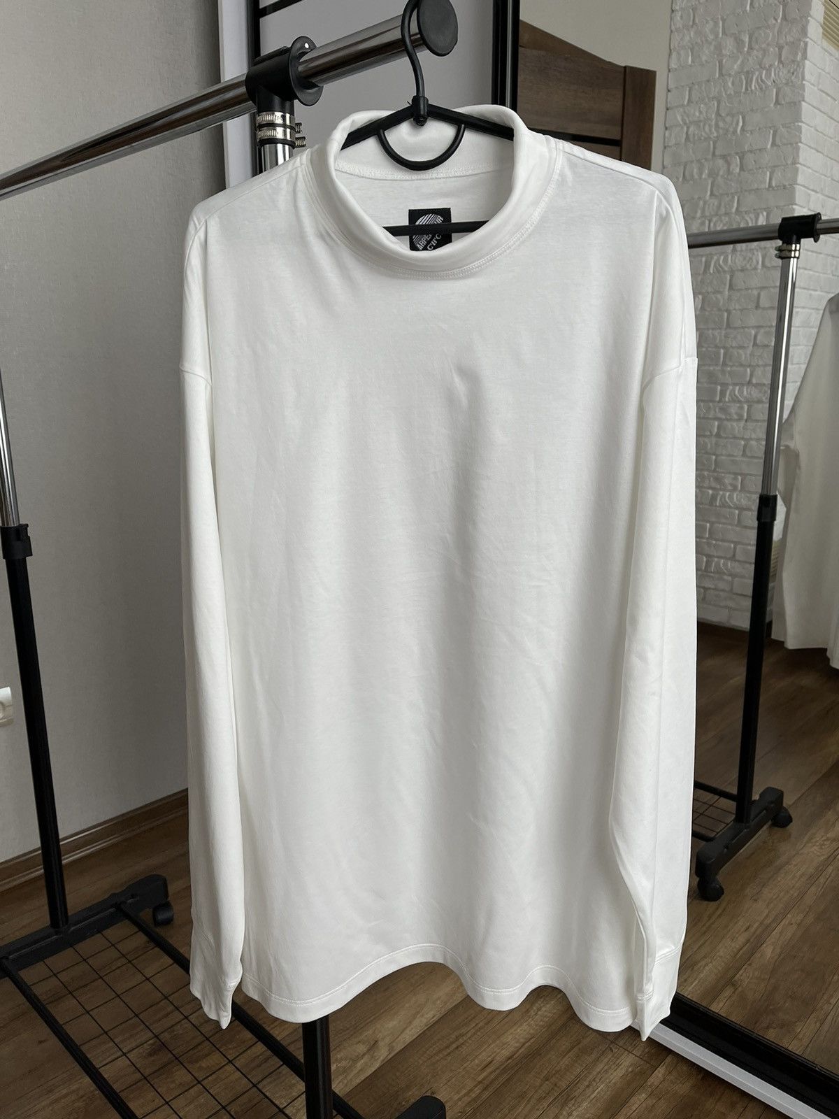 image of Arpenteur Chcm Interlock White Cotton Long Sleeve Sweatshirt, Men's (Size Large)