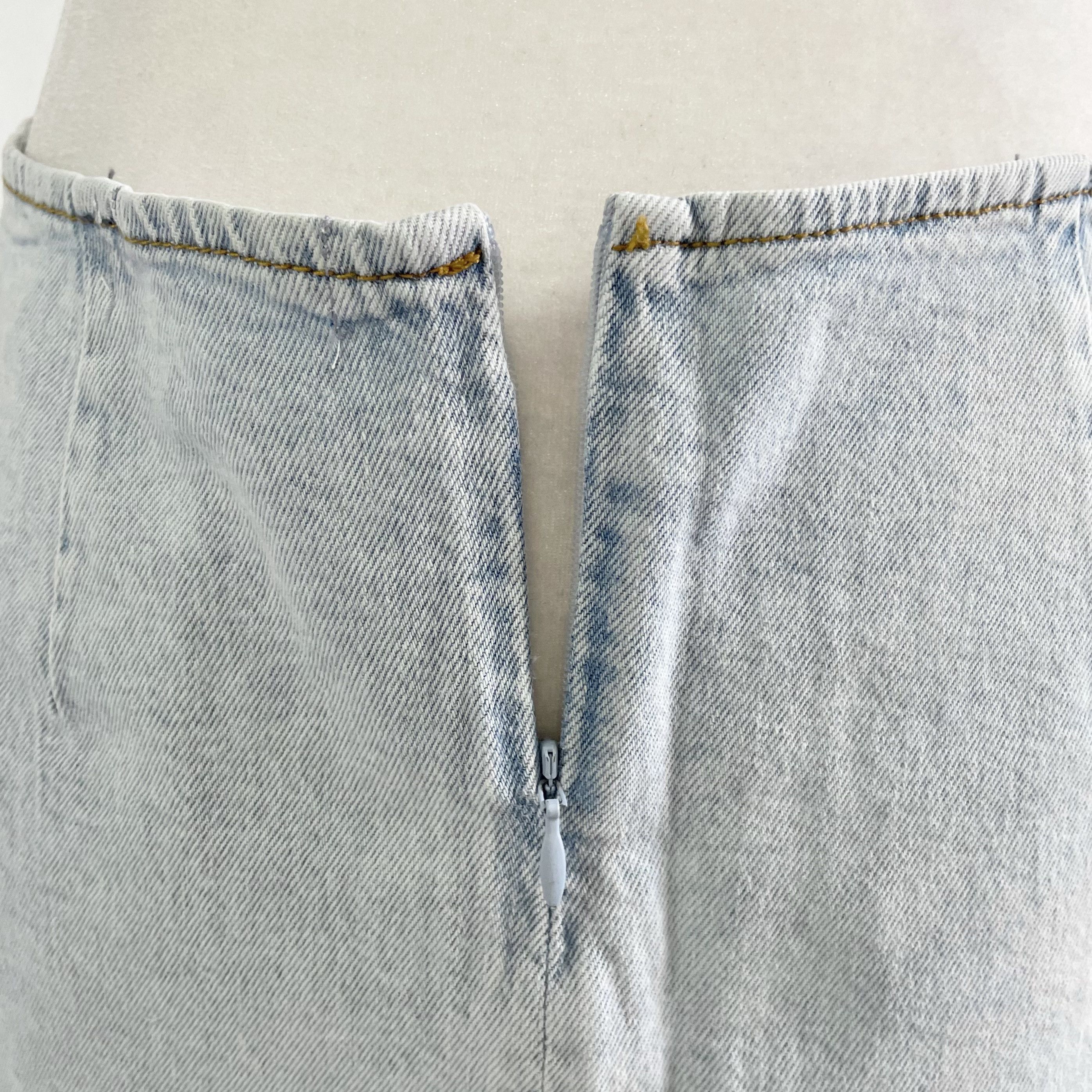WeWoreWhat We Wore What Cutout Waist Belted Denim Mini Skirt Size XL Size 36" / US 14 / IT 50 - 10 Thumbnail