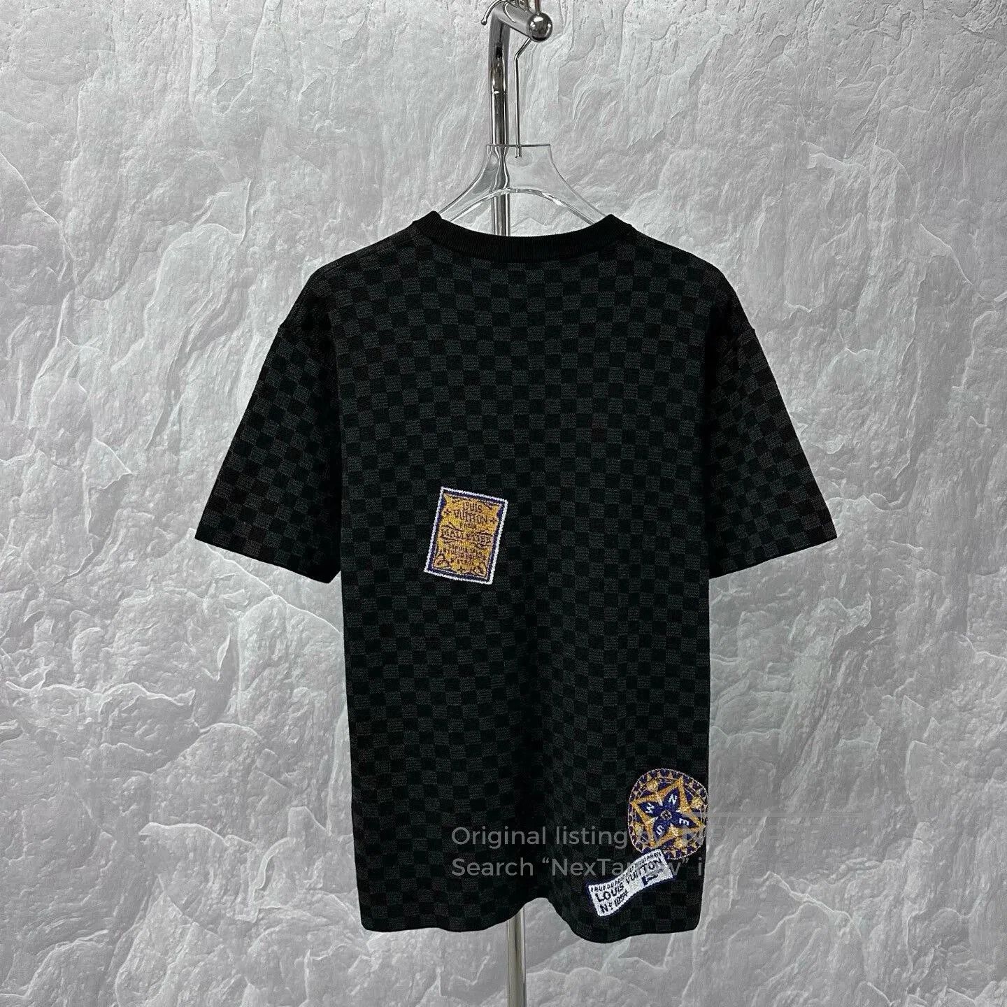 Louis Vuitton louis vuitton black logo knit short sleeve. Size US M / EU 48-50 / 2 - 4 Thumbnail