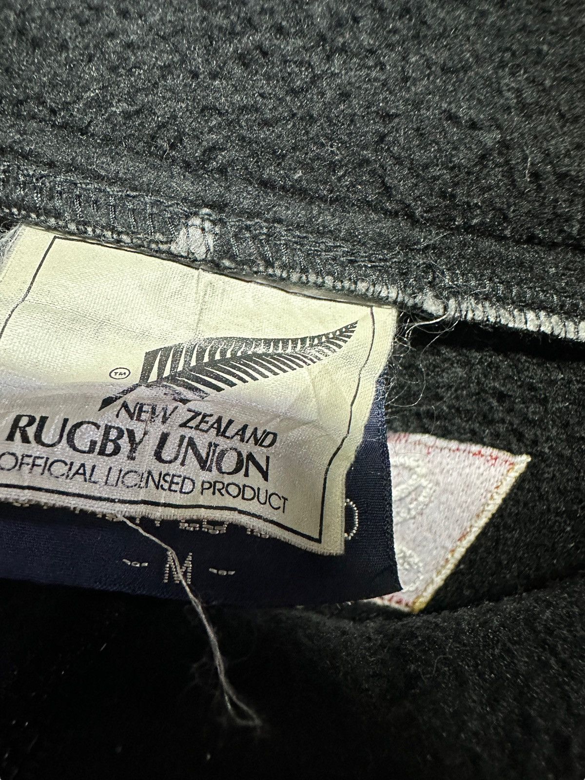 Canterbury of New Zealand 🔥vintage canterbury new zealand all black steinlager fleece Size US M / EU 48-50 / 2 - 10 Thumbnail