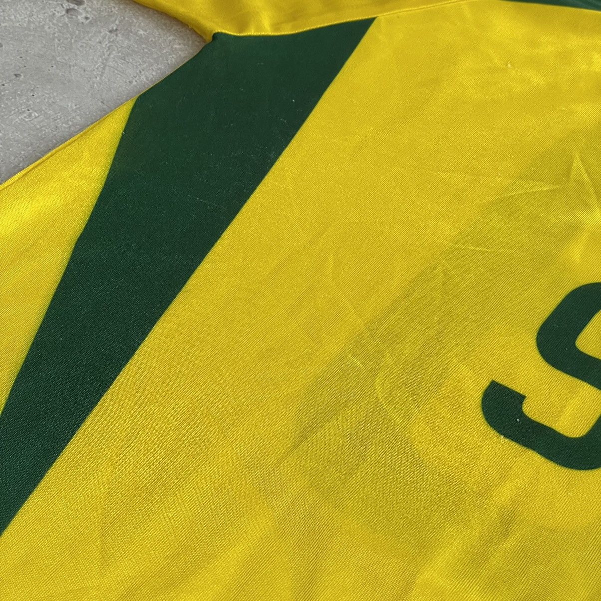 Vintage Vintage Home Brazil Soccer T-shirt #9 y2k Size US XL / EU 56 / 4 - 10 Thumbnail