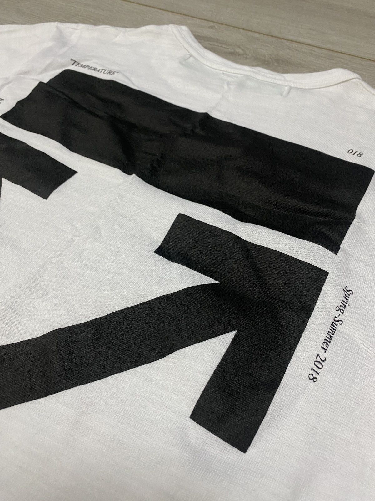 Off-White Off-White Mona Lisa arrows 2018 Temperature Size US M / EU 48-50 / 2 - 6 Thumbnail