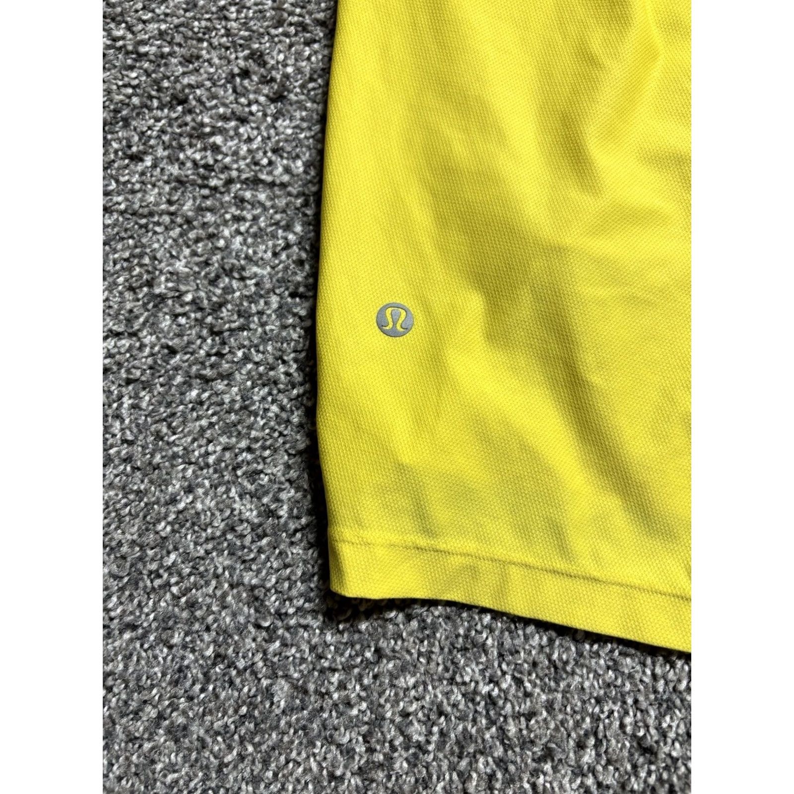 Lululemon Lululemon License to Train Shorts Mens XL Yellow LM7BBIS Running Gym Workout Size US 36 / EU 52 - 3 Thumbnail