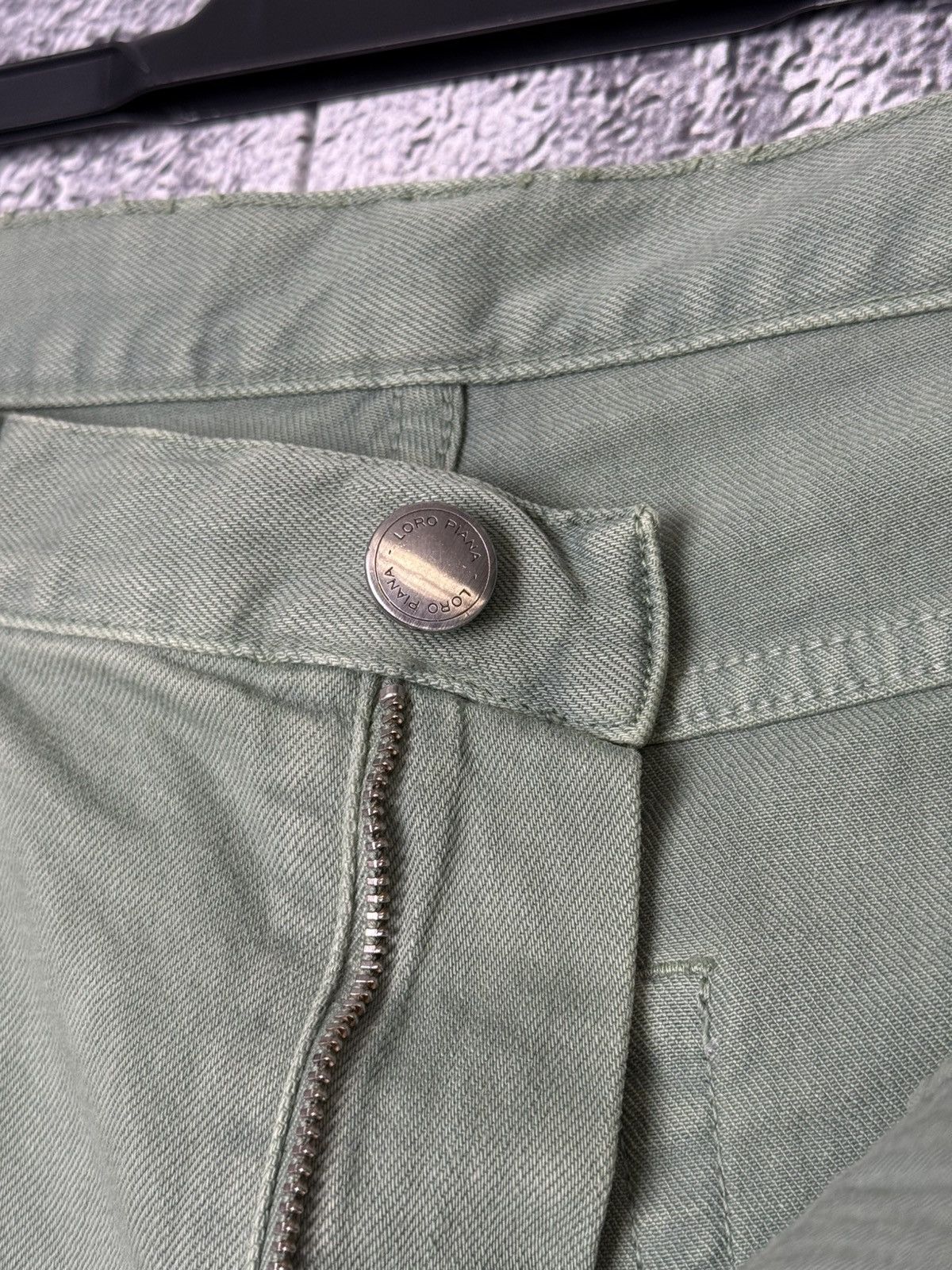 Loro Piana Loro Piana Green Jeans Denim Pants Chino Trousers Metal Logo Size US 30 / EU 46 - 16 Thumbnail