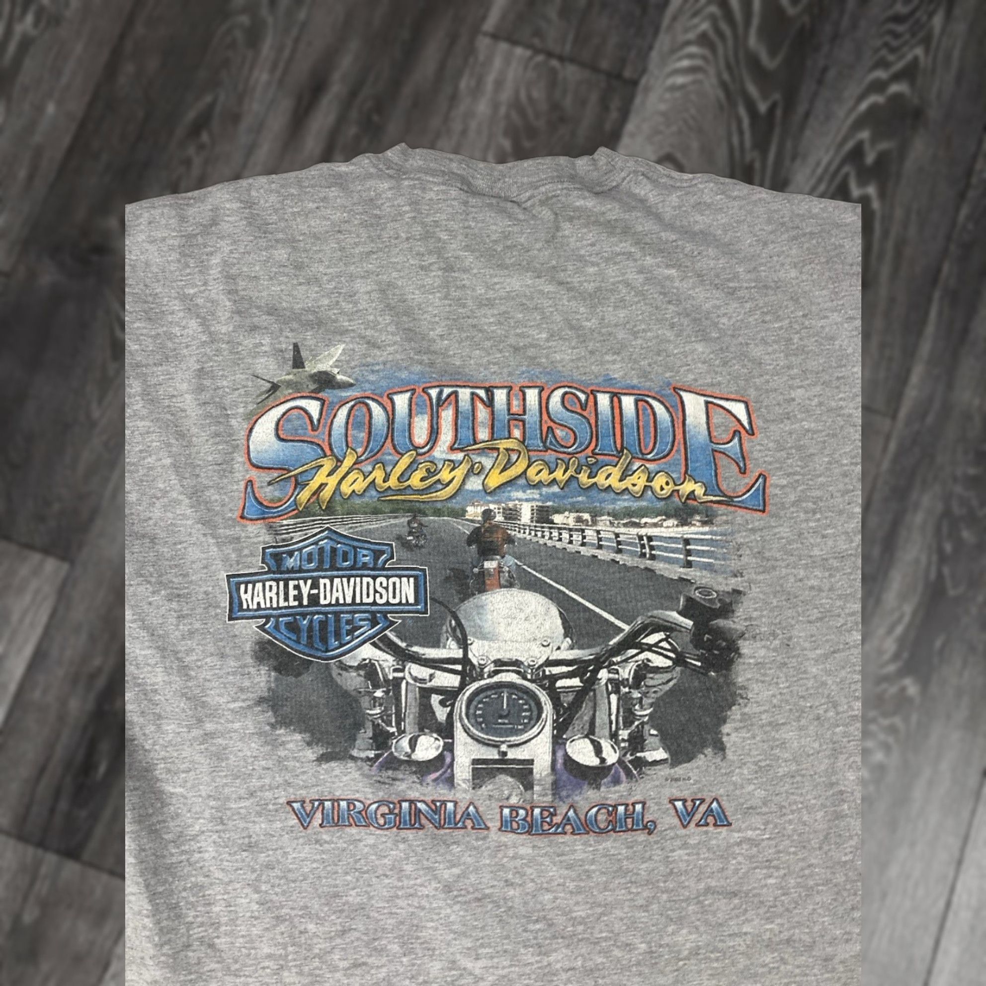 Harley Davidson VINTAGE Harley-Davidson Virginia Beach Graphic T-shirt Men XL Gray Short Sleeve Size US XL / EU 56 / 4 - 1 Thumbnail