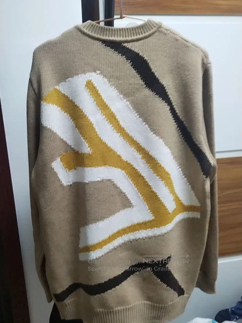 Fendi Fendi Embroidered Wool Knit Sweater Size US L / EU 52-54 / 3 - 6 Thumbnail