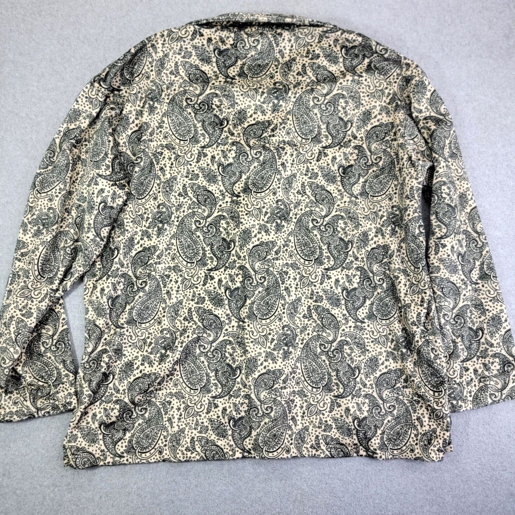 Vintage Dogg Supply By Snoop Dogg Pajamas Soft Mens XL Lounge Shirt beige paisley Pajama Top Mens XL beige Paisley Dogg Supply By Snoop Dogg Size US XL / EU 56 / 4 - 5 Thumbnail
