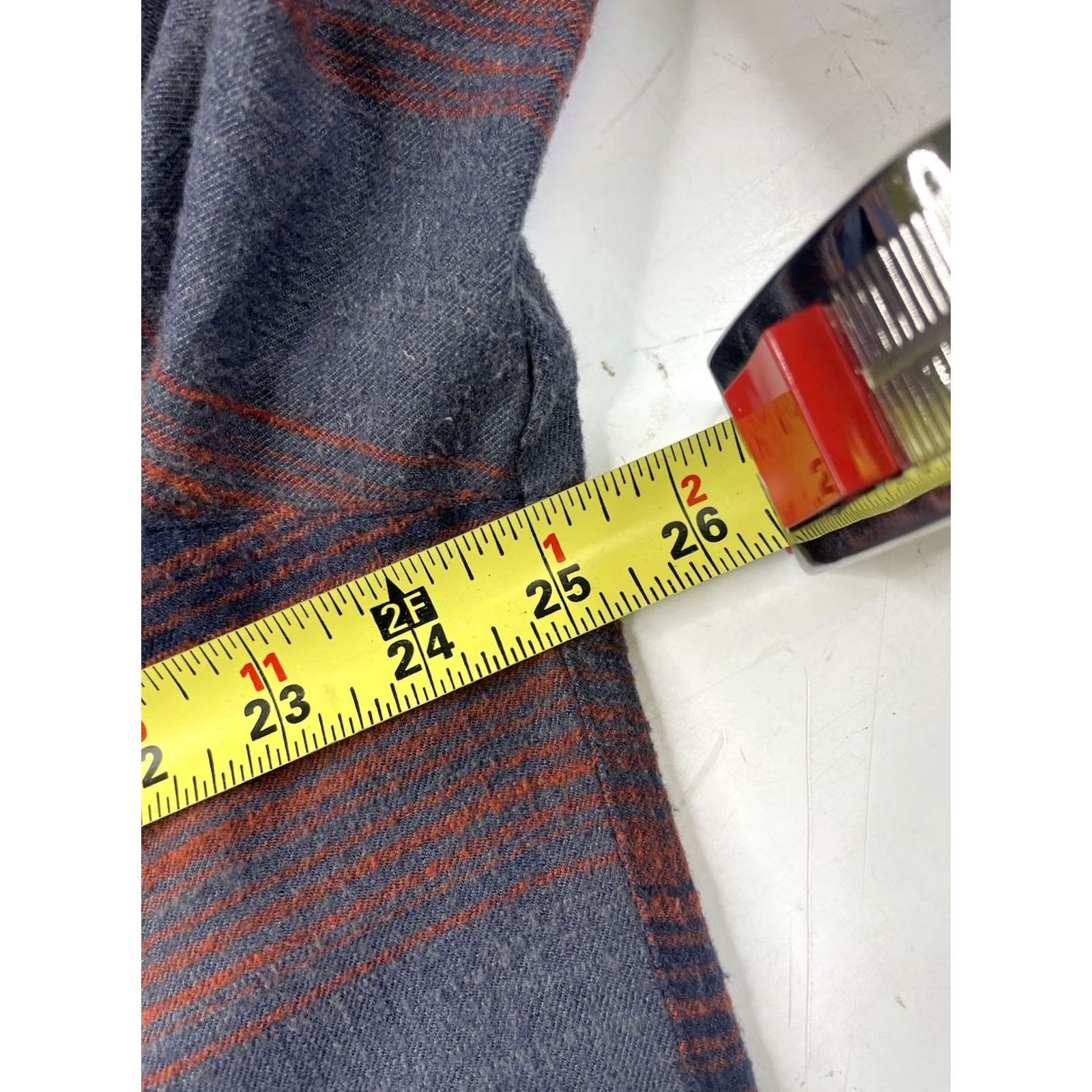 Vintage L.L. Bean Shirt Men L Katahdin Wool Blend Flannel Snap Button-Up Geometric Blue 503285 Mens Regular Long Sleeve Size US L / EU 52-54 / 3 - 6 Thumbnail