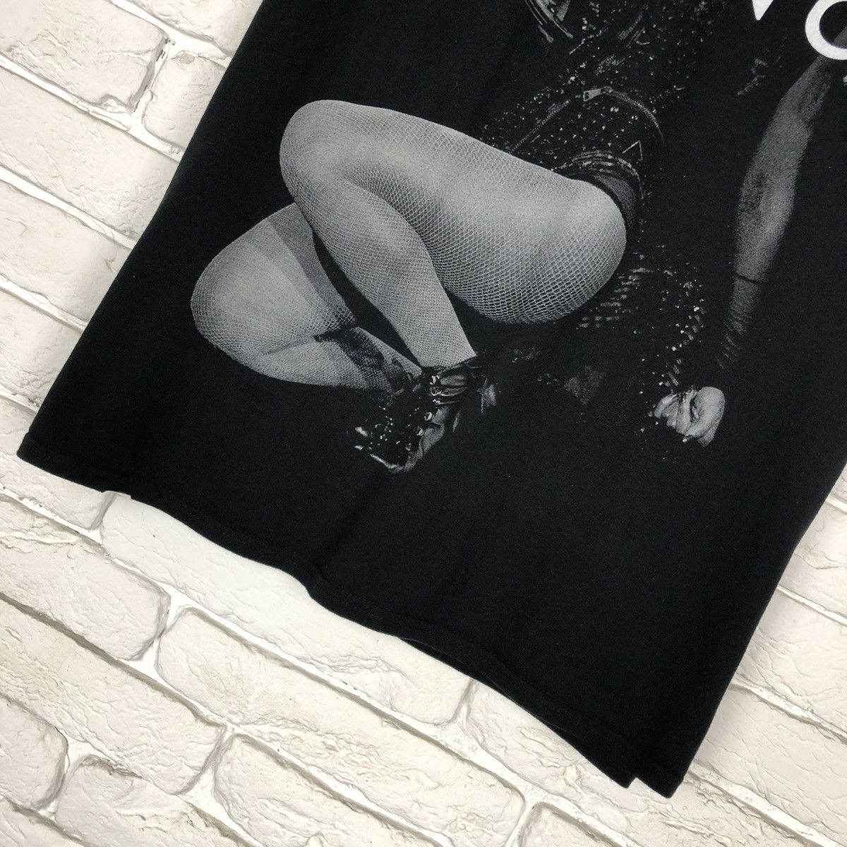 Band Tees Beyonce world tour 2014 tee t shirt Size US XL / EU 56 / 4 - 3 Thumbnail