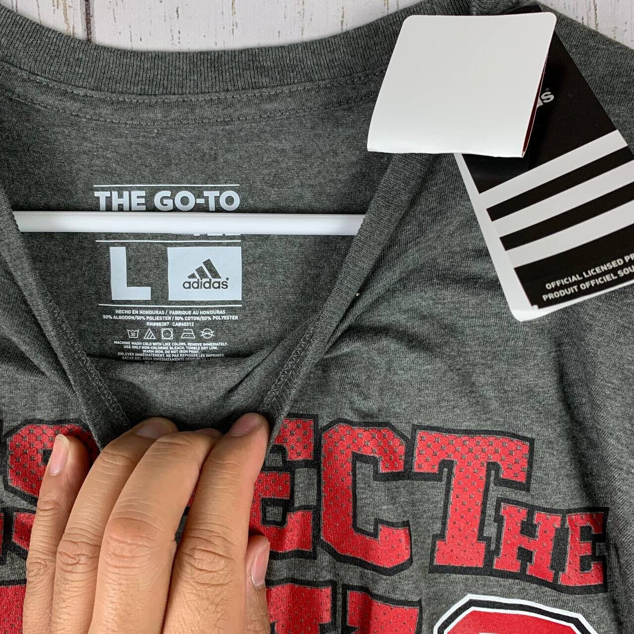 Adidas Respect the Pack North Carolina State NCS Large Tshirt Men Size US L / EU 52-54 / 3 - 3 Thumbnail