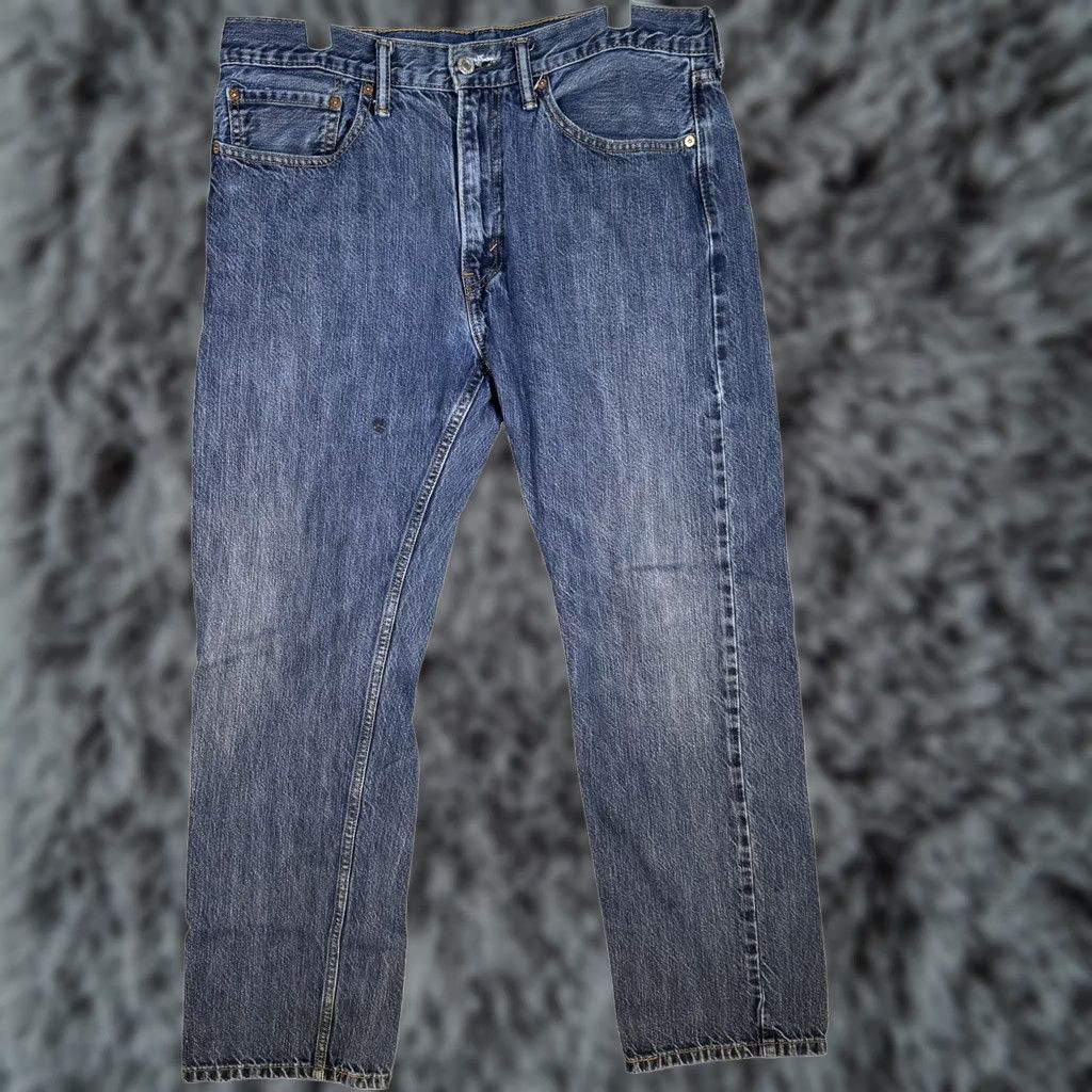 Levi's VINTAGE Levis 505 Jeans Mens 34x32 Blue Regular Fit Straight Leg Denim Mid Wash Zip Fly Size US 34 / EU 50 - 1 Thumbnail