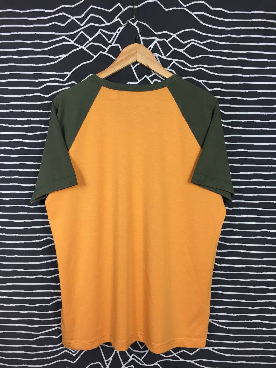 Japanese Brand × Uniqlo Uniqlo Plain Blank Casual Essential Raglan Tee Size US L / EU 52-54 / 3 - 6 Thumbnail