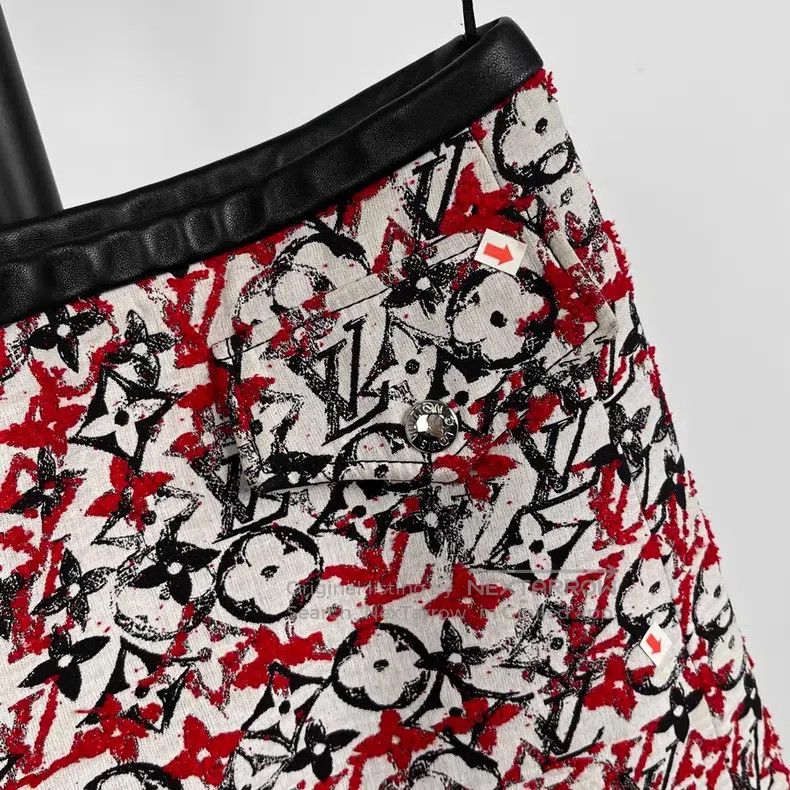 Louis Vuitton Louis Vuitton Red, white and black patchwork presbyopic ha Size 35" - 4 Thumbnail