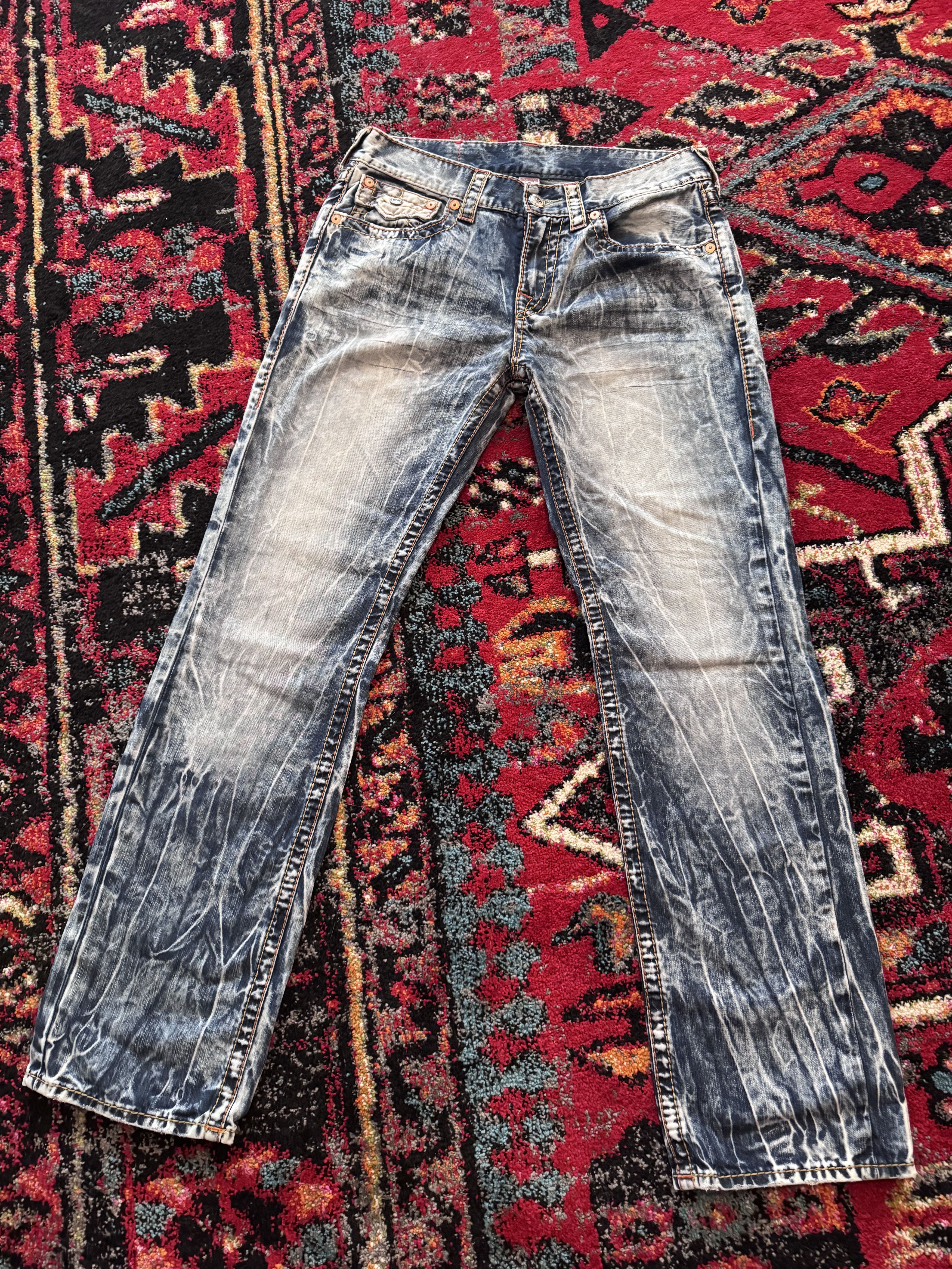 True Religion True Religion (World Tour) Long Straight Blue Denim Jeans Size US 32 / EU 48 - 1 Thumbnail