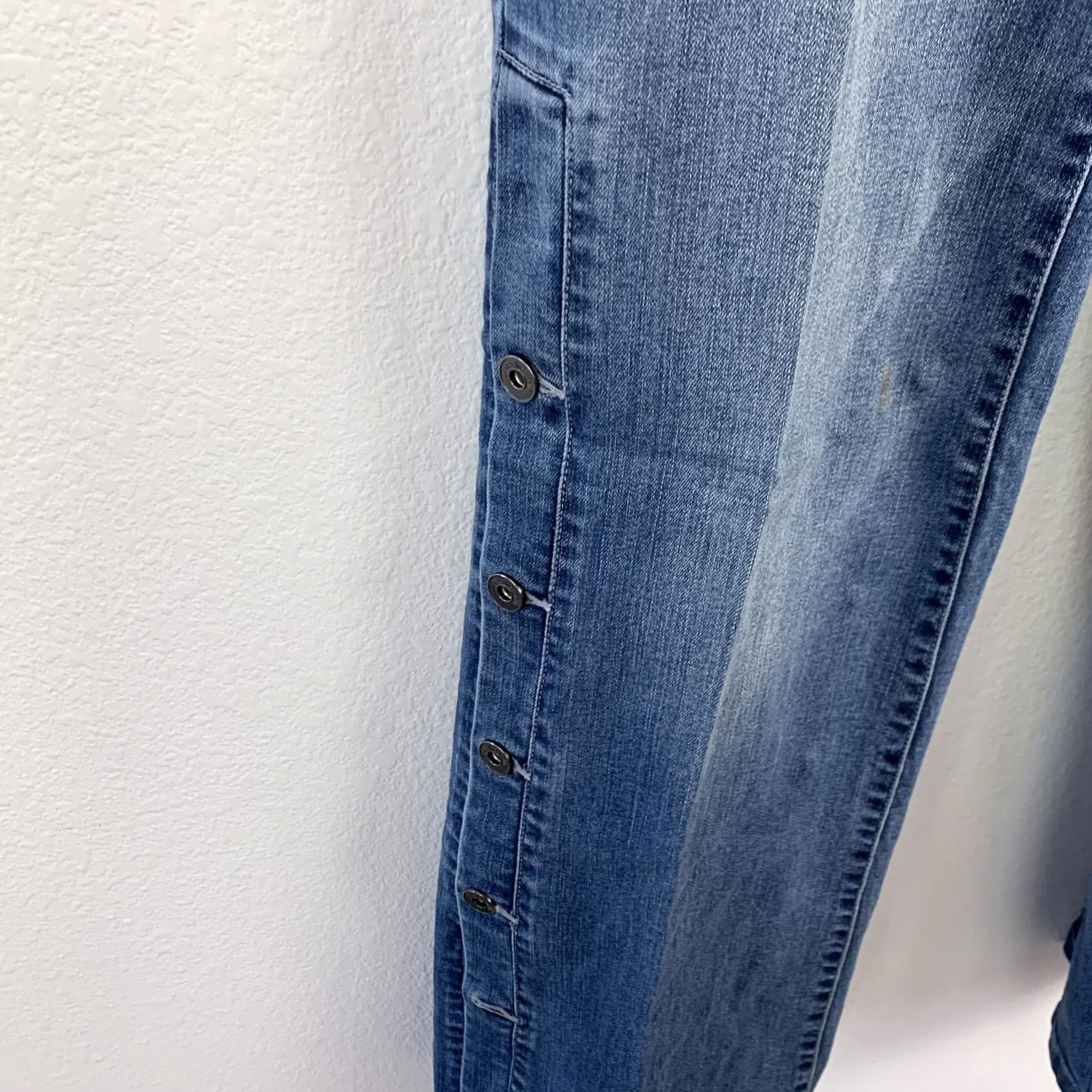 Vintage Peace Love World Women's Size 2 Blue Denim Jeans Wide Leg Button Side Seams Modern Peace Size 26" / US 2 / IT 38 - 2 Thumbnail
