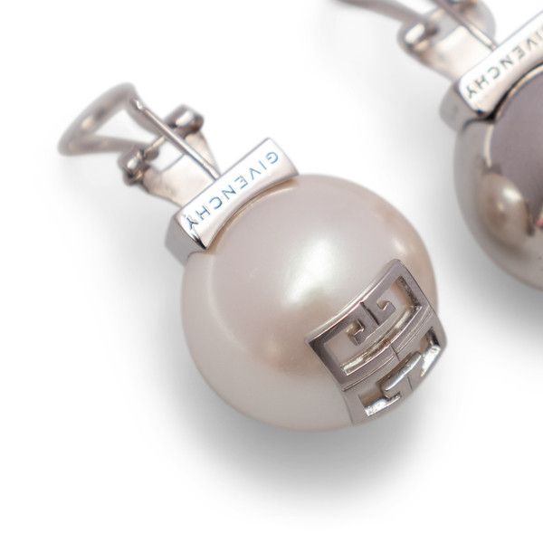 Givenchy o1srvl11e0724 Size: OS / Earrings With Logo in Pearl Size ONE SIZE - 3 Thumbnail