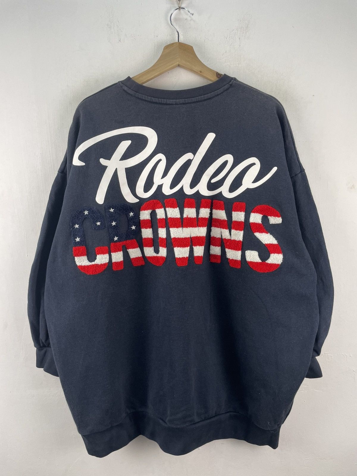Japanese Brand Vintage Rodeo Crown Sweatshirt Spellout Embroidery Sunfaded Size US XXL / EU 58 / 5 - 4 Thumbnail