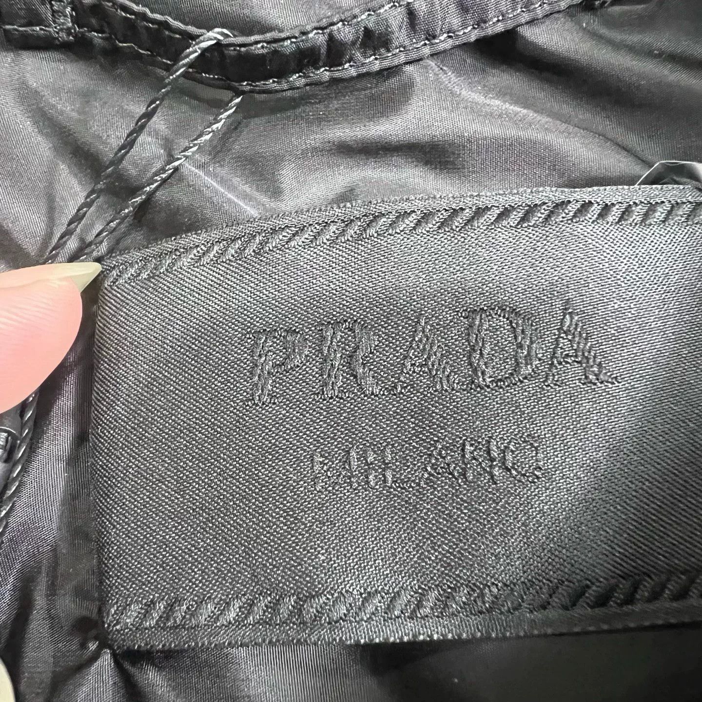 Prada Prada Triangle Logo Puffer Jacket 2025 Size US L / EU 52-54 / 3 - 3 Thumbnail