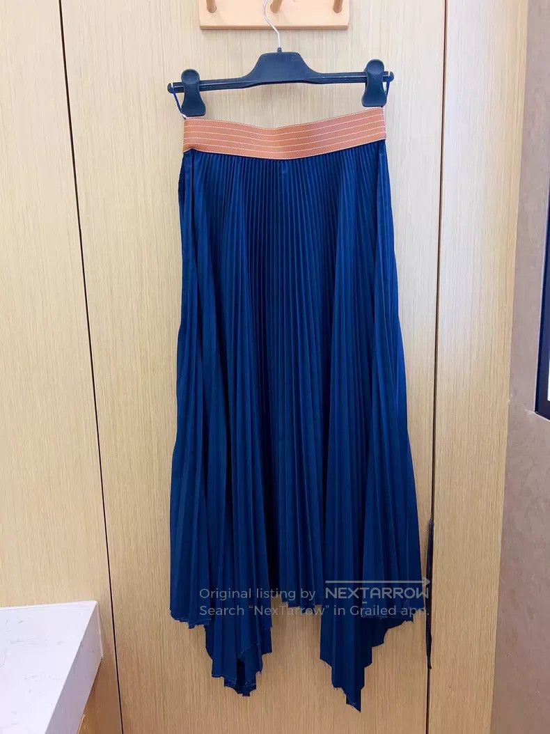 Loewe Loewe Classic Irregular Pleated Long Skirt Size 24" / US 00 / IT 34 - 4 Thumbnail