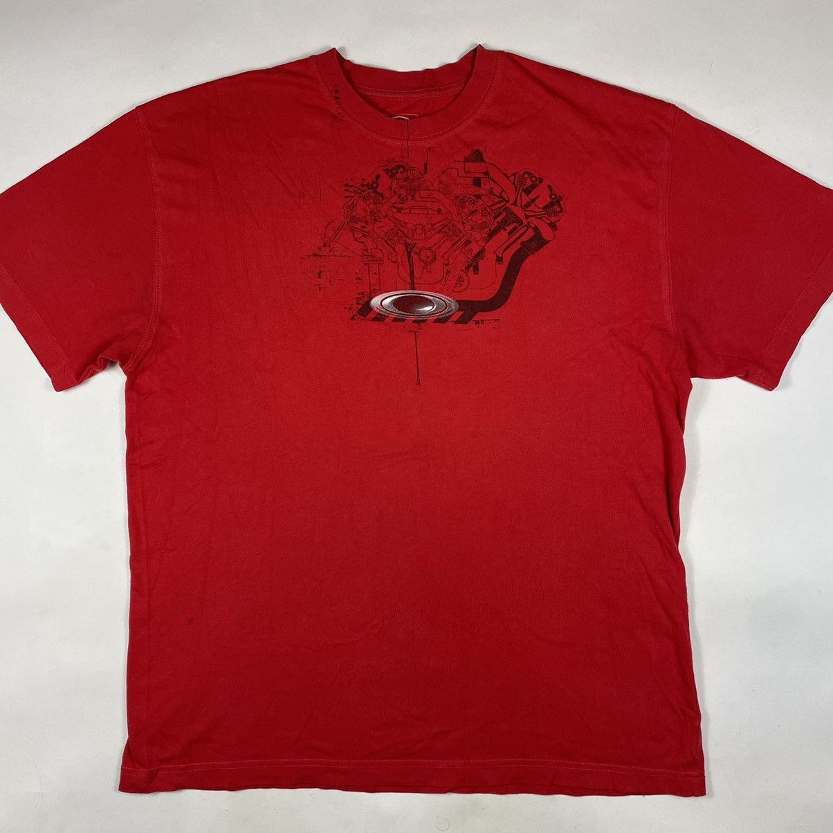 Vintage Oakley T-Shirt Center Logo Gorpcore