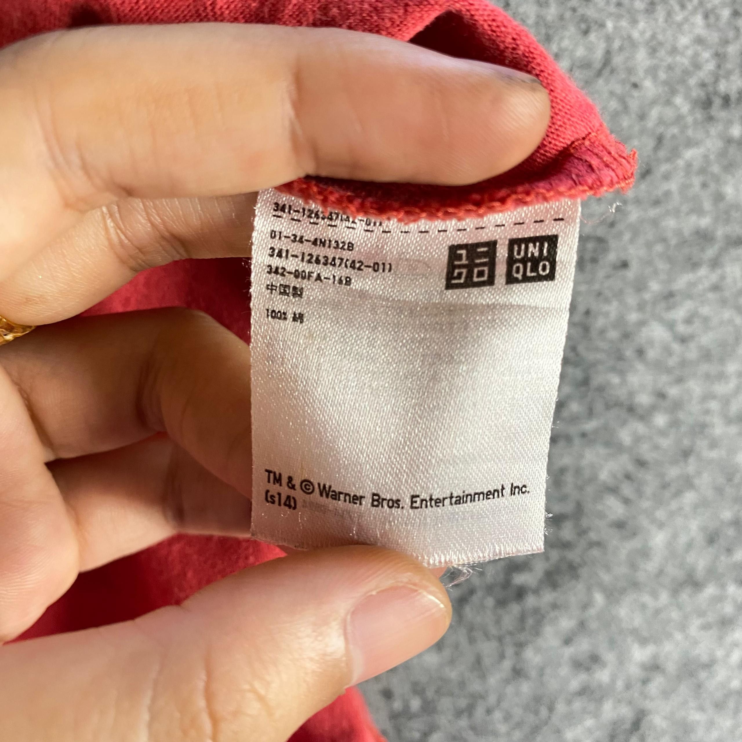Anime Gremlins by Uniqlo Tshirt Size US L / EU 52-54 / 3 - 10 Thumbnail