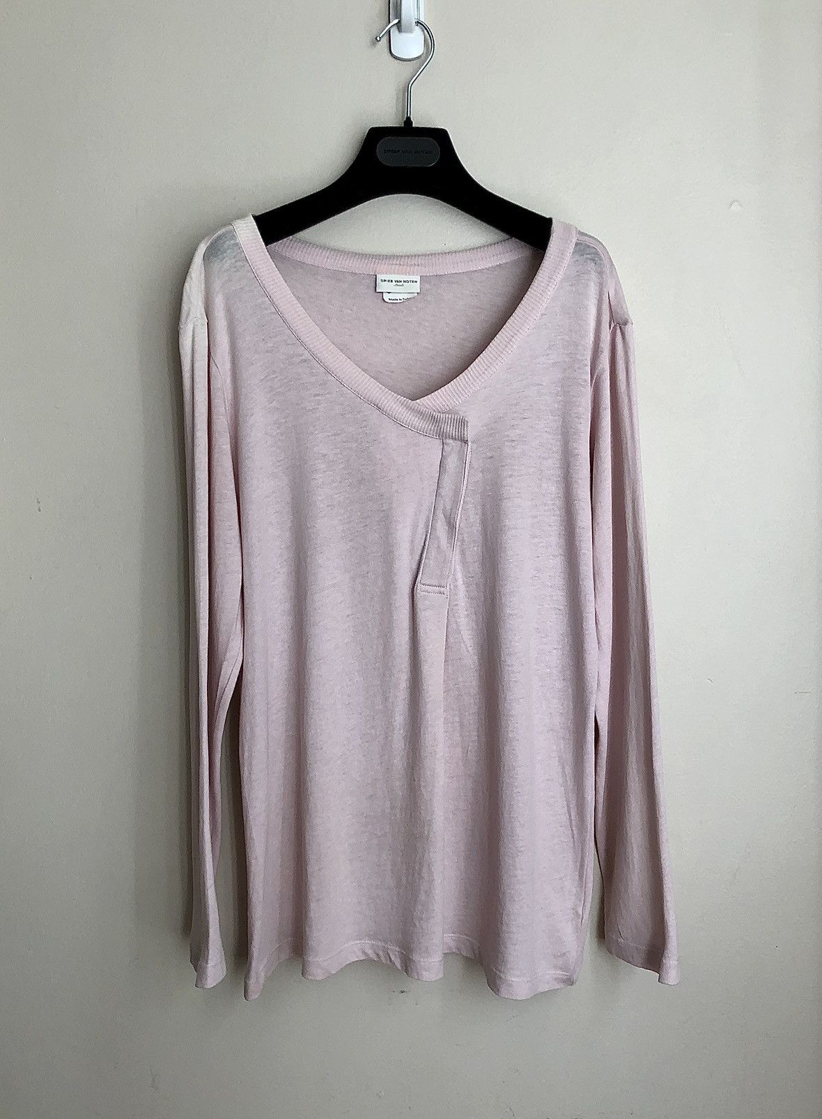 Dries Van Noten Dries Van Noten Vintage Pink Hidden Button Henley Size US S / EU 44-46 / 1 - 19 Thumbnail