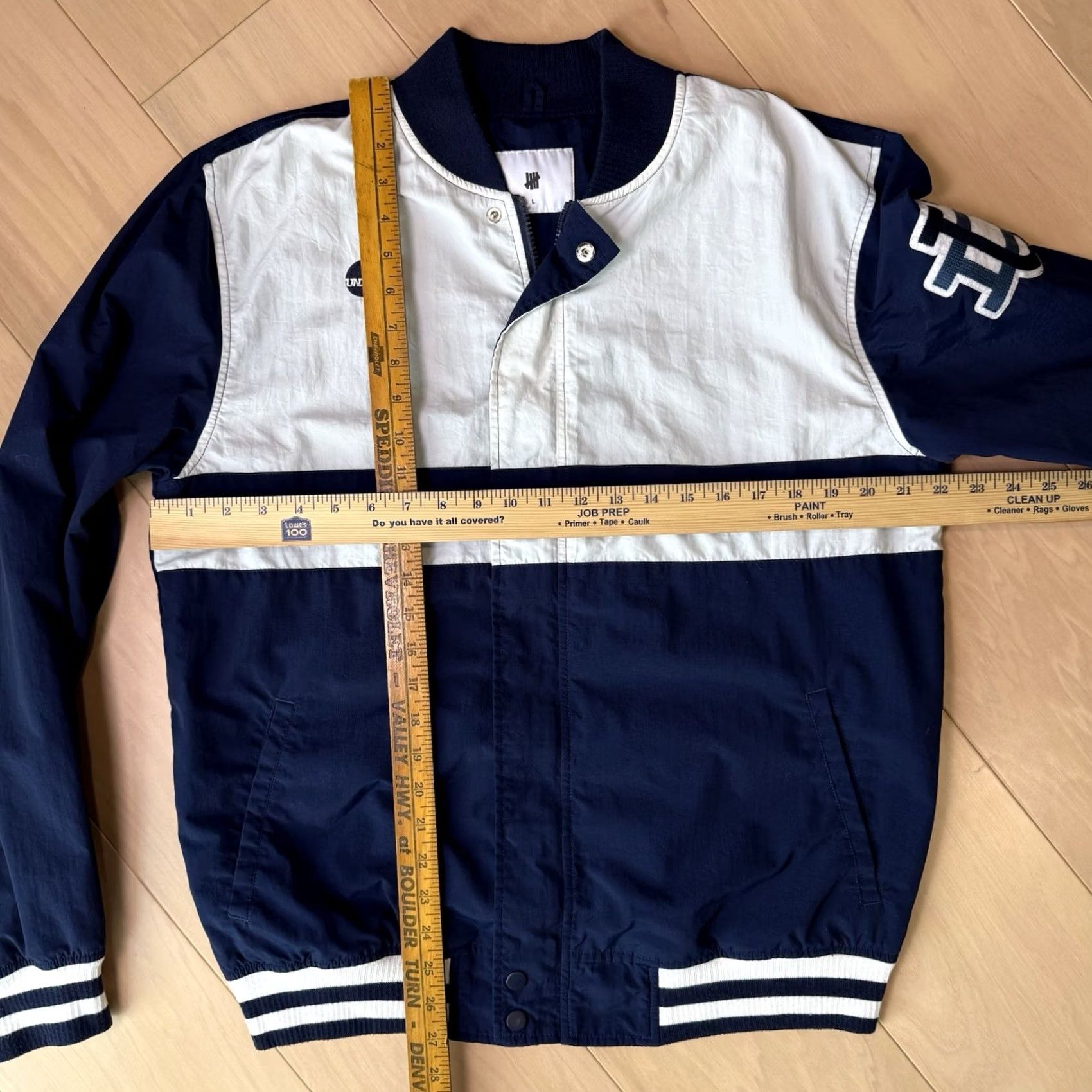Undefeated Undefeated Mitchell Warm Up Jacket Large Multicolor Full Zip Mens Regular Size L Jacket Streetwear Fall Winter Spring Sports Outdoor Logo Pattern Size US L / EU 52-54 / 3 - 2 Thumbnail