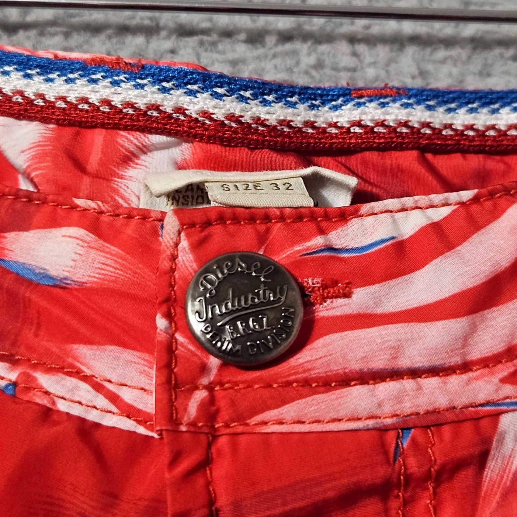 Diesel Diesel Beachwear Swim Trunks Board Shorts Hawaiian Red Men's 32 Regular Bottom Boys? Size US 32 / EU 48 - 4 Thumbnail
