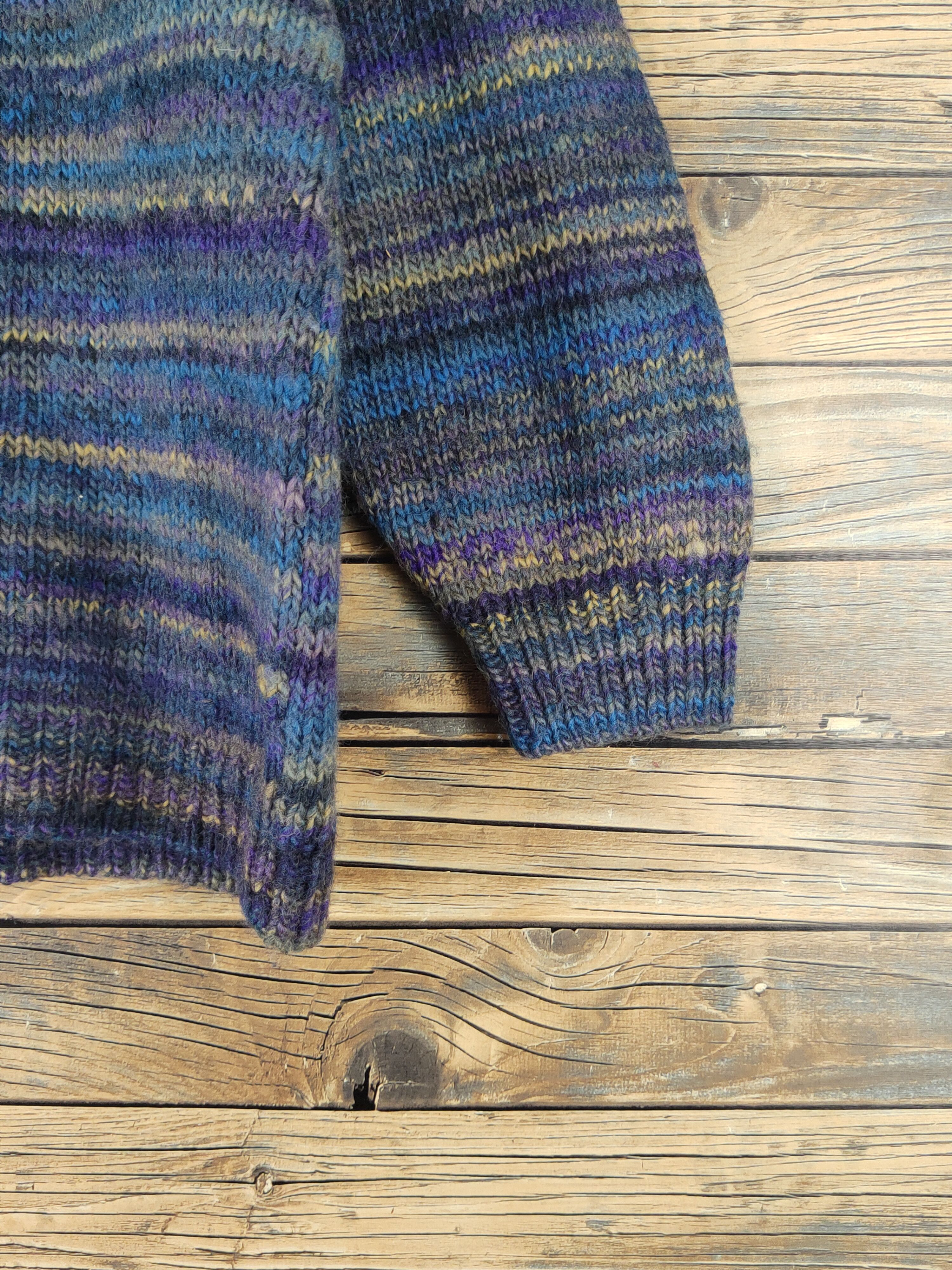Vintage Japanese Brand Blue Purple Knitwear Sweatshirts #W1544 Size US S / EU 44-46 / 1 - 6 Thumbnail