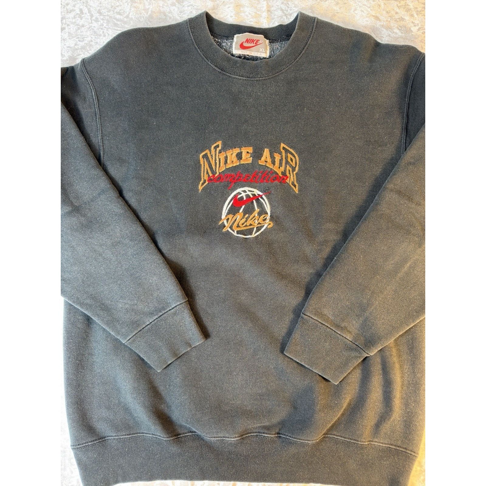 Nike Vintage 80s Nike Air Sweatshirt XL Made USA Embroidered Size US XL / EU 56 / 4 - 1 Thumbnail