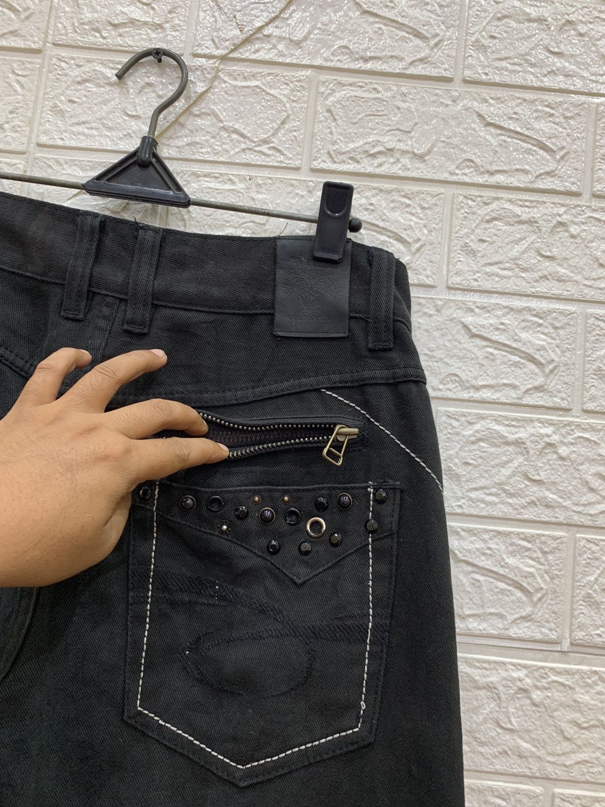 Beauty Beast Red pepper studded spiral line denim japanese jeans Size US 31 - 14 Thumbnail
