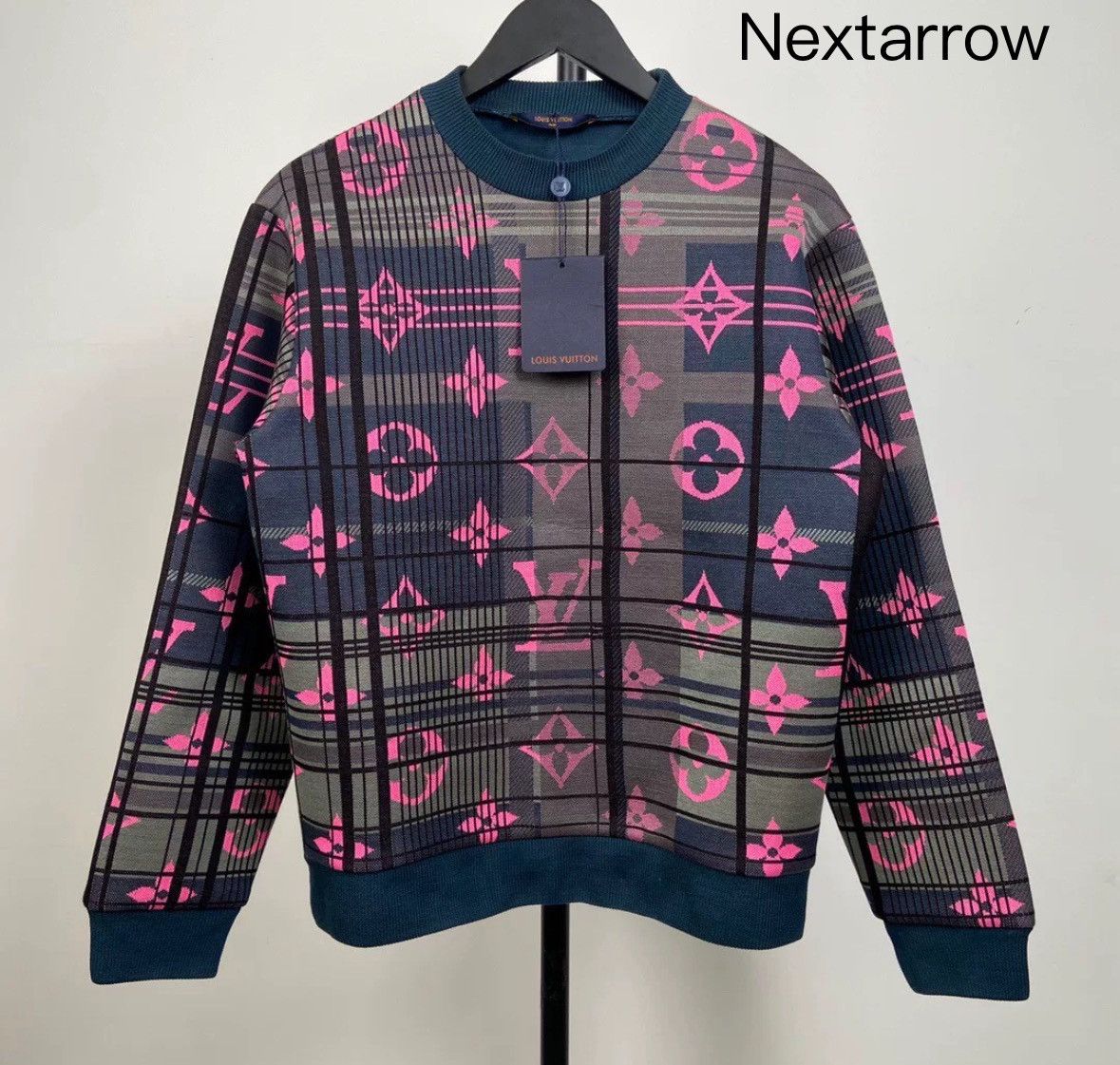 Louis Vuitton Louis Vuitton LV printed vintage hoodie2412-Nextarrow Size US XS / EU 42 / 0 - 1 Thumbnail
