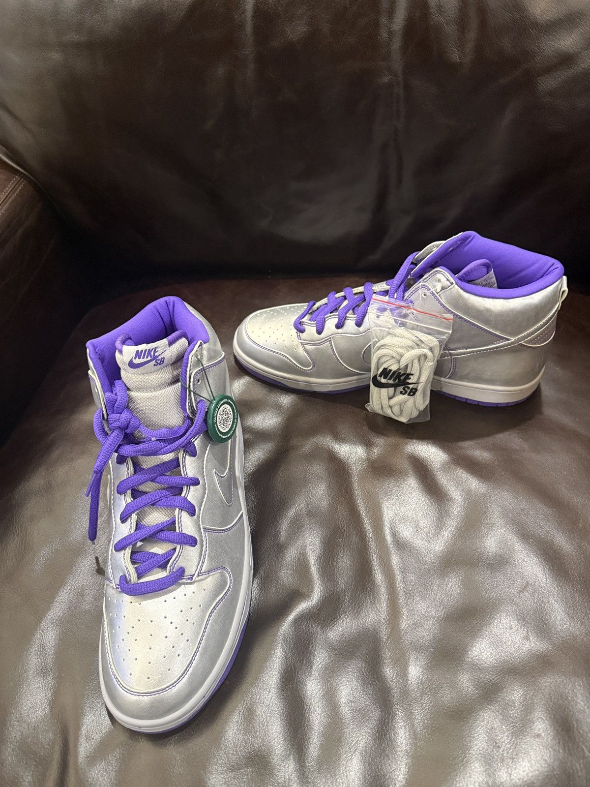 Nike Nike SB Dunk High Dinosaur Jr 2007 - 13M - New DS 313171-003 Size US 13 / EU 46 - 8 Thumbnail