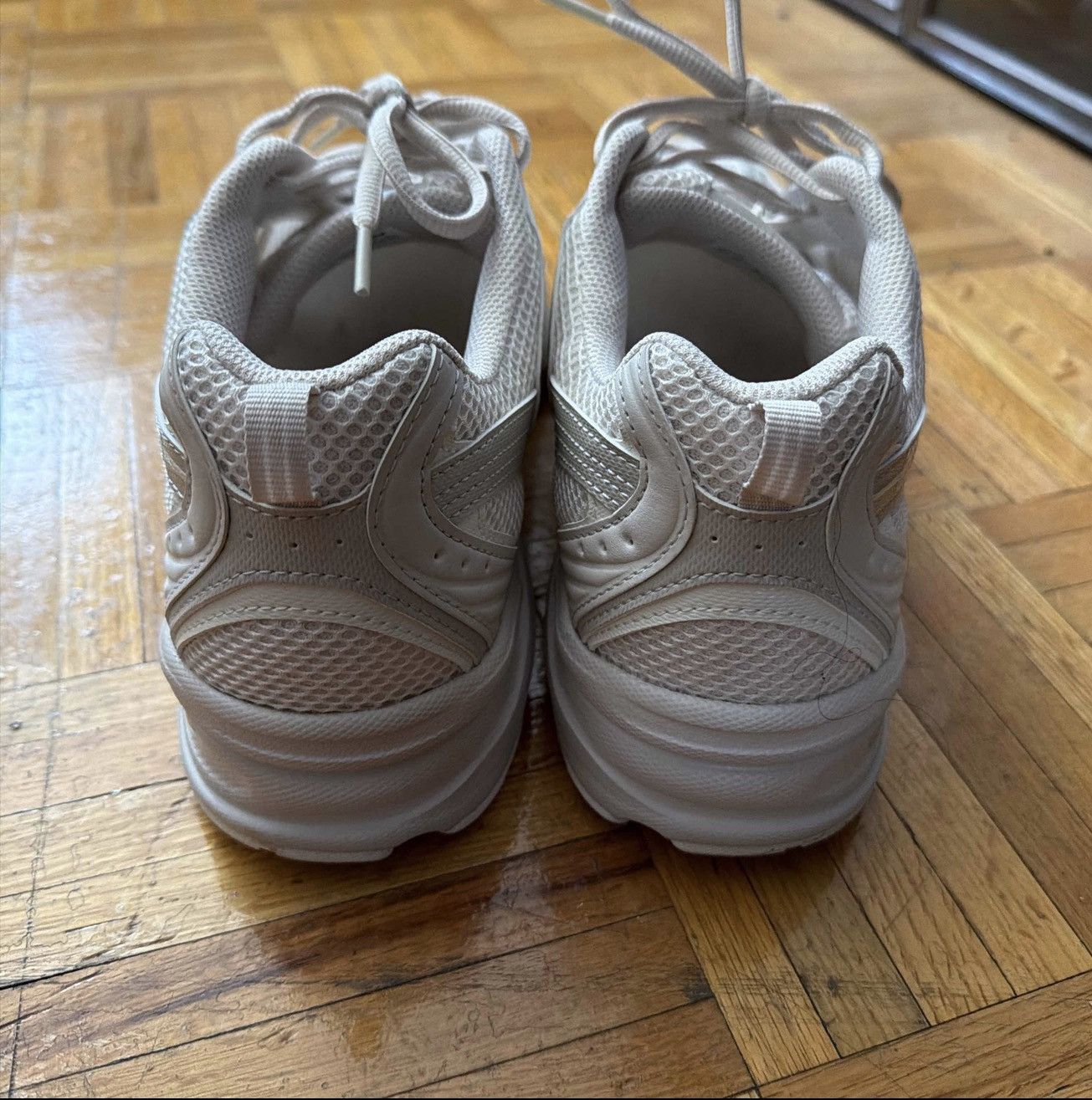 New Balance New Balance 530 Moonbeam Sea Salt Size US 11 / EU 44 - 4 Thumbnail