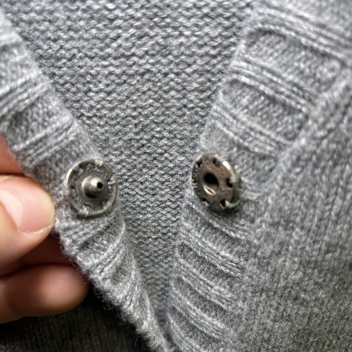 Brunello Cucinelli Brunello Cucinelli Grey V-Neck Button Cardigan Size US S / EU 44-46 / 1 - 6 Thumbnail