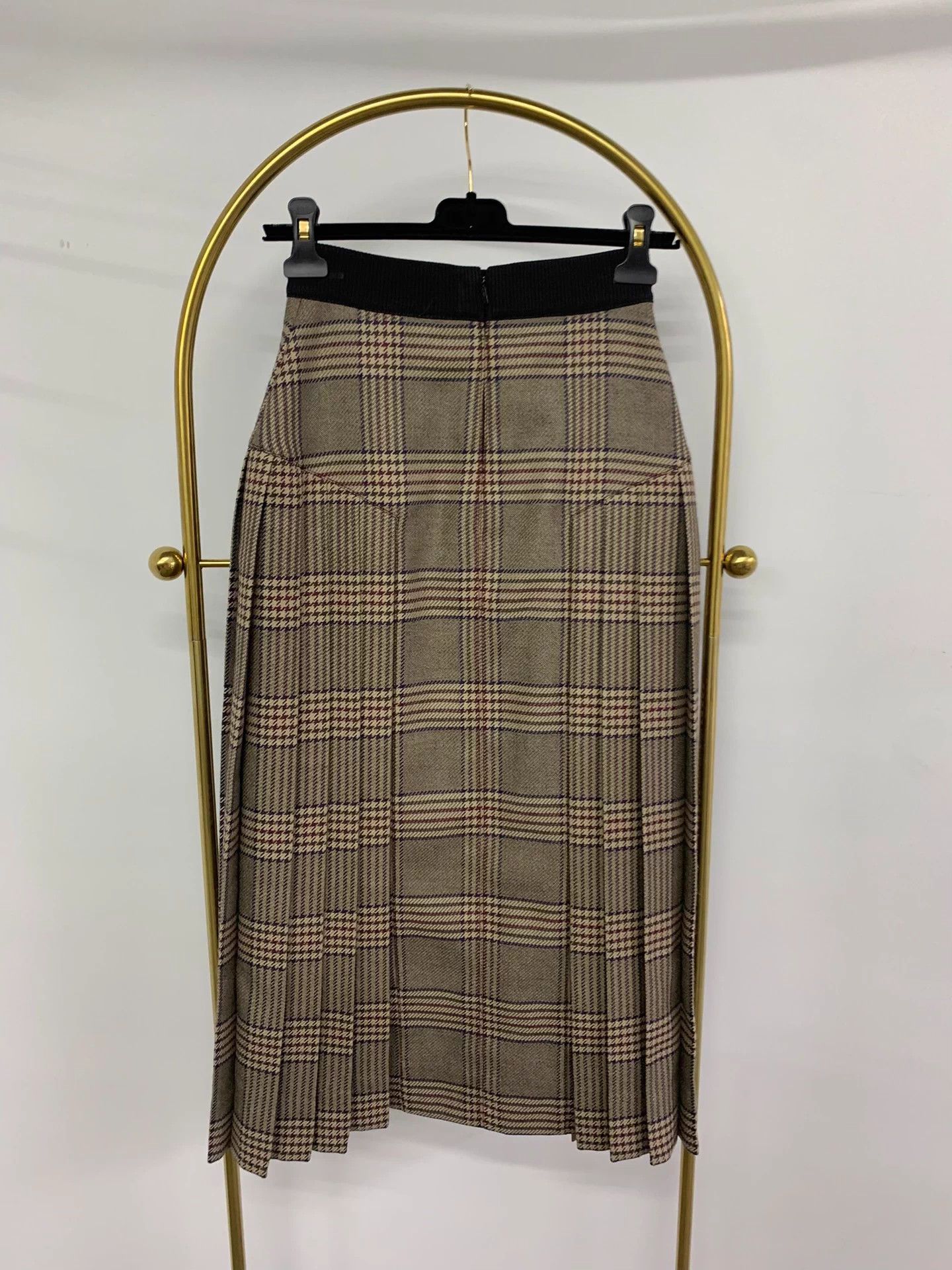 Fendi Fendi High-Waisted Check Skirt 38 New With Tags Size 27" / US 4 / IT 40 - 3 Thumbnail