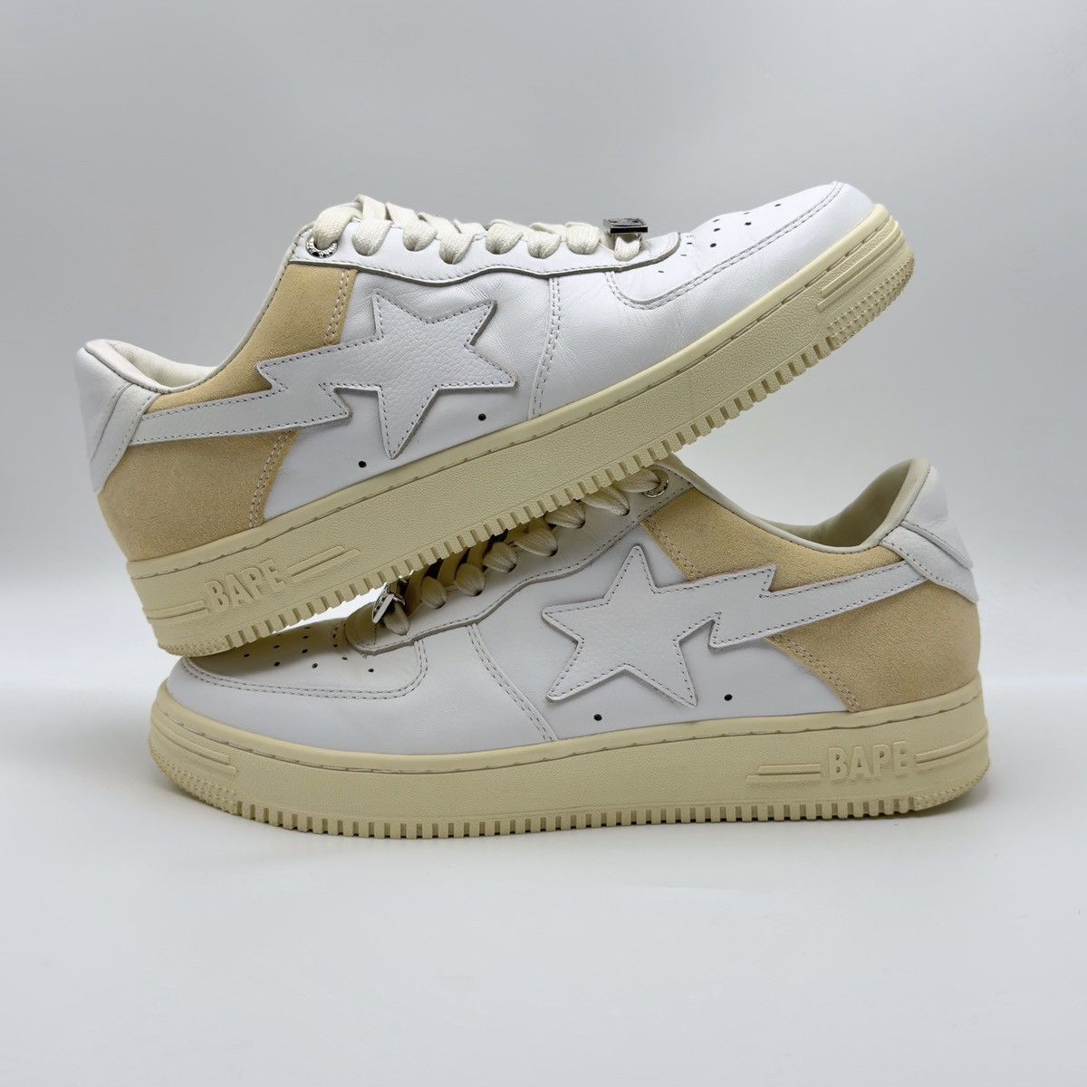 Bape A Bathing Ape Bapesta Suede Heel White 2021 Size US 9.5 / EU 42-43 - 2 Thumbnail
