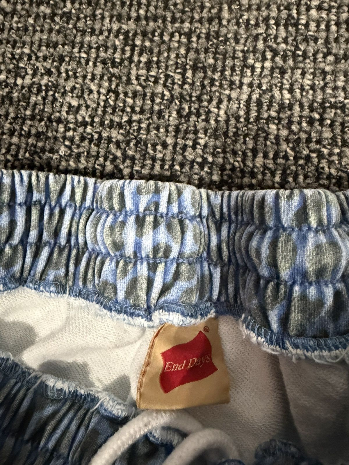 Other Blue leopard End day sweats Size US 30 / EU 46 - 3 Thumbnail