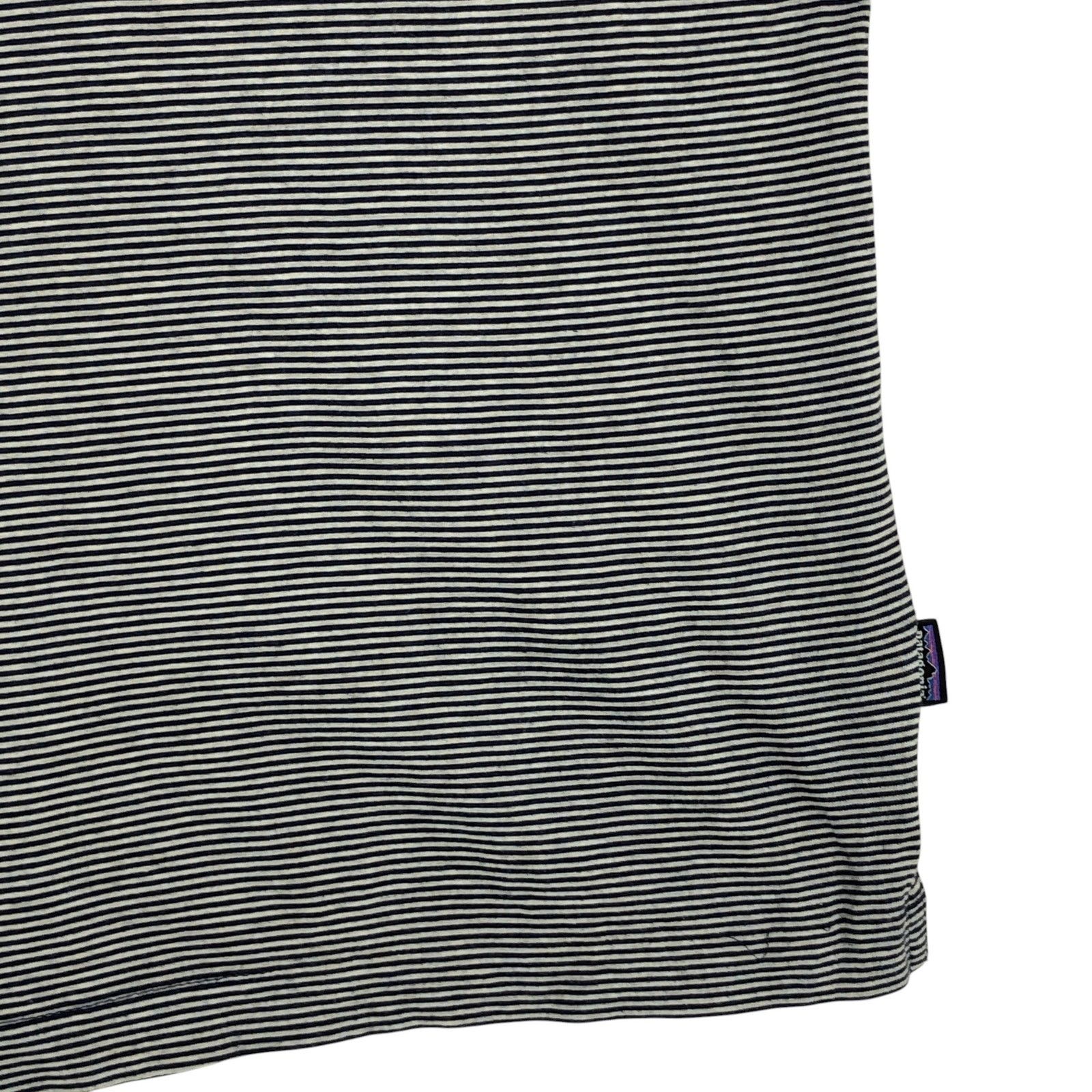 Patagonia Patagonia M Shirt Polo Squeaky Clean Striped *TINY FLAW Size US M / EU 48-50 / 2 - 5 Thumbnail