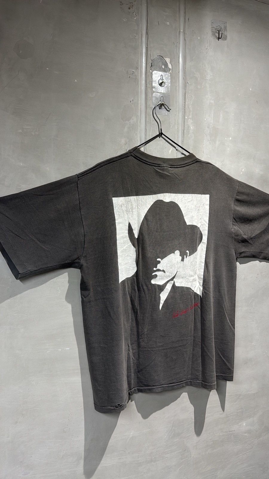 Marlboro vintage 90s trashed marlboro faded distressed cowboy tee Size US L / EU 52-54 / 3 - 8 Thumbnail