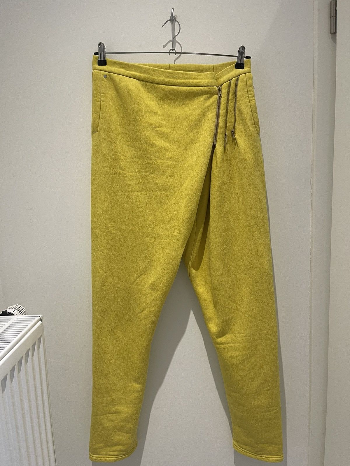 Bless BLESS N° 47 SMLXL Long Yellow Sweatpants Size US 30 / EU 46 - 3 Thumbnail