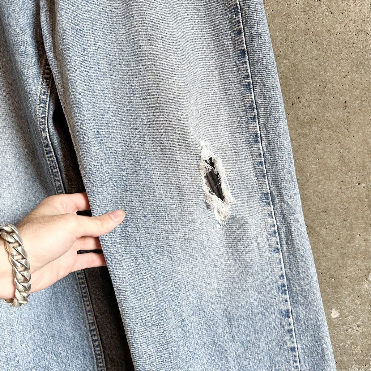 Levi's Levi’s 567 DESTROYED Hem Baggy Denim Size US 34 / EU 50 - 4 Thumbnail