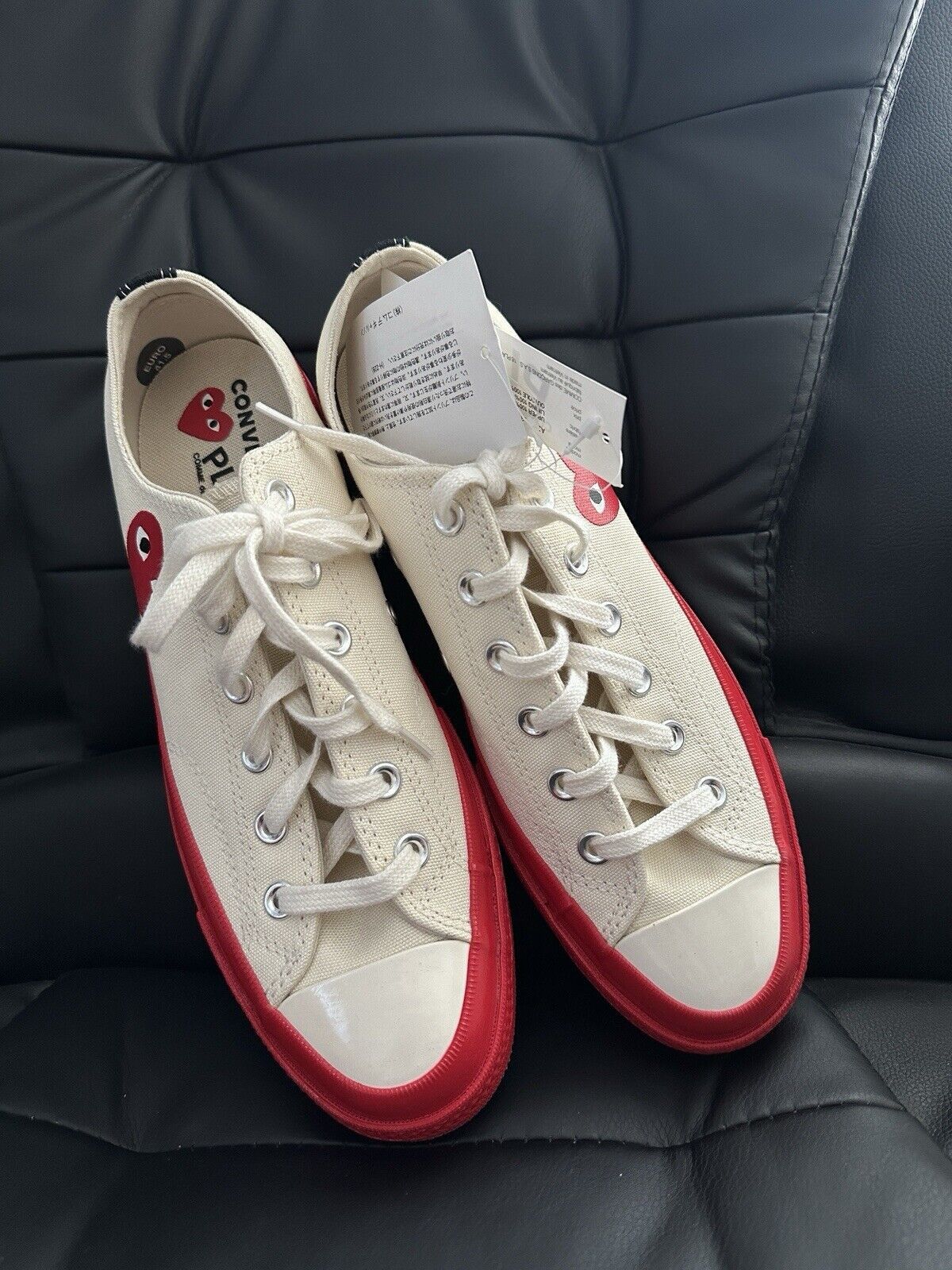 Comme des Garcons PLAY × Converse COMME DES GARCONS PLAY x Converse Chuck Taylor Sneakers Mens Size US 8.5 / EU 41-42 - 2 Thumbnail