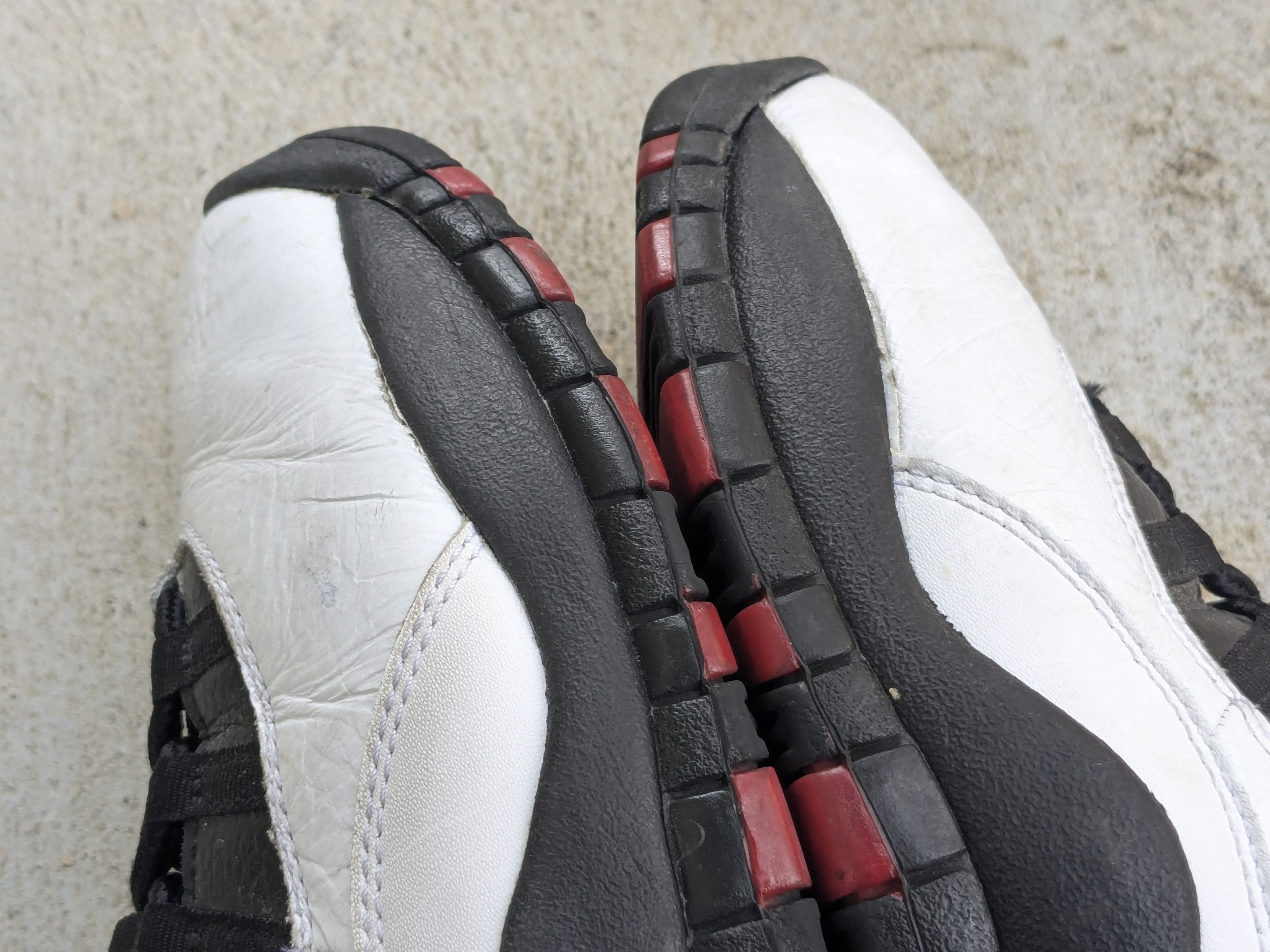 Jordan Brand Nike Air Jordan 10 X Retro Chicago 9.5 Bulls 310805-100 Size US 9.5 / EU 42-43 - 7 Thumbnail