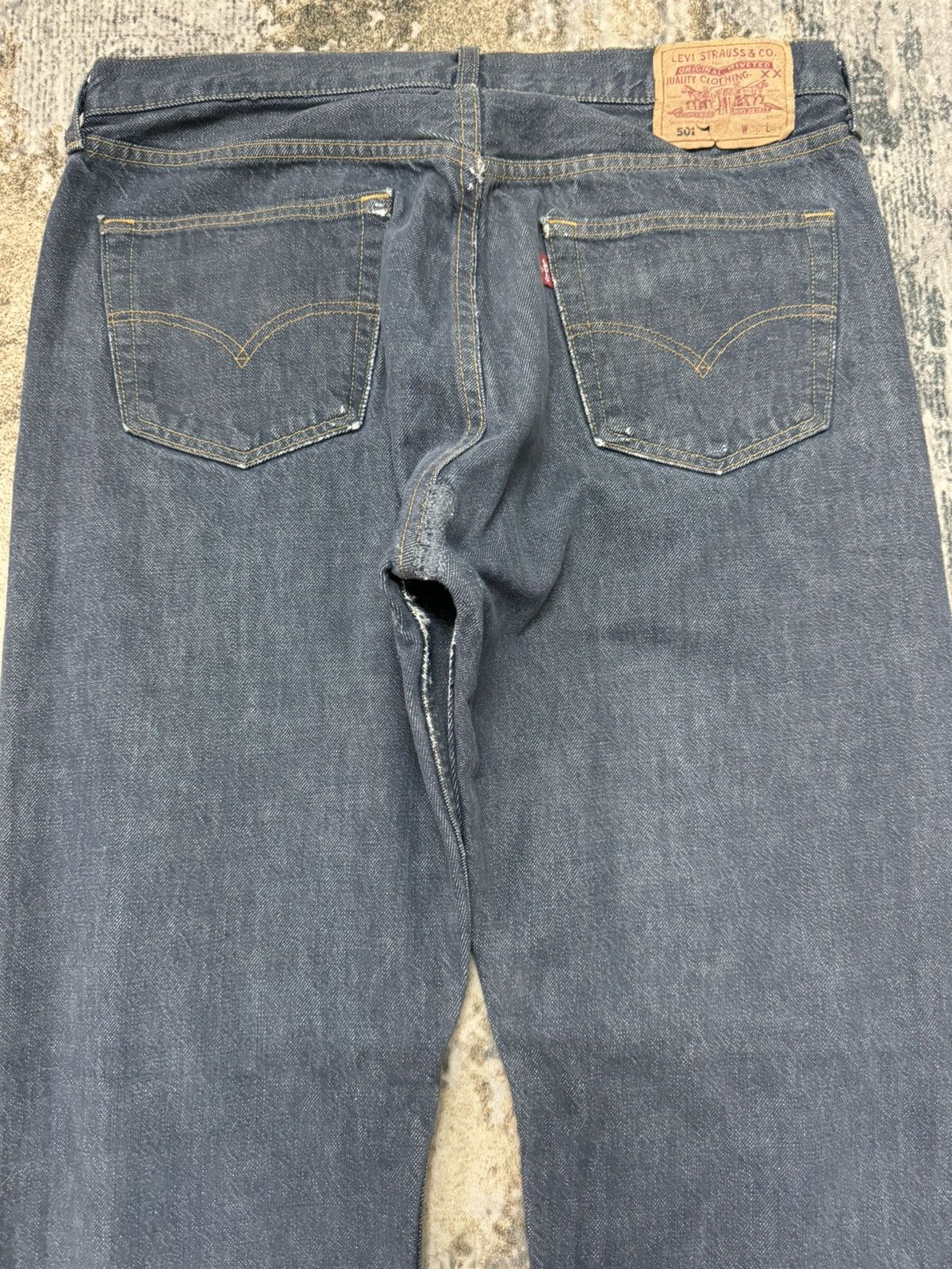 Levi's × Levi's Vintage Clothing × Vintage Vintage Levi’s 501 Distressed Blue Denim Jeans 34x32 Size US 34 / EU 50 - 8 Thumbnail